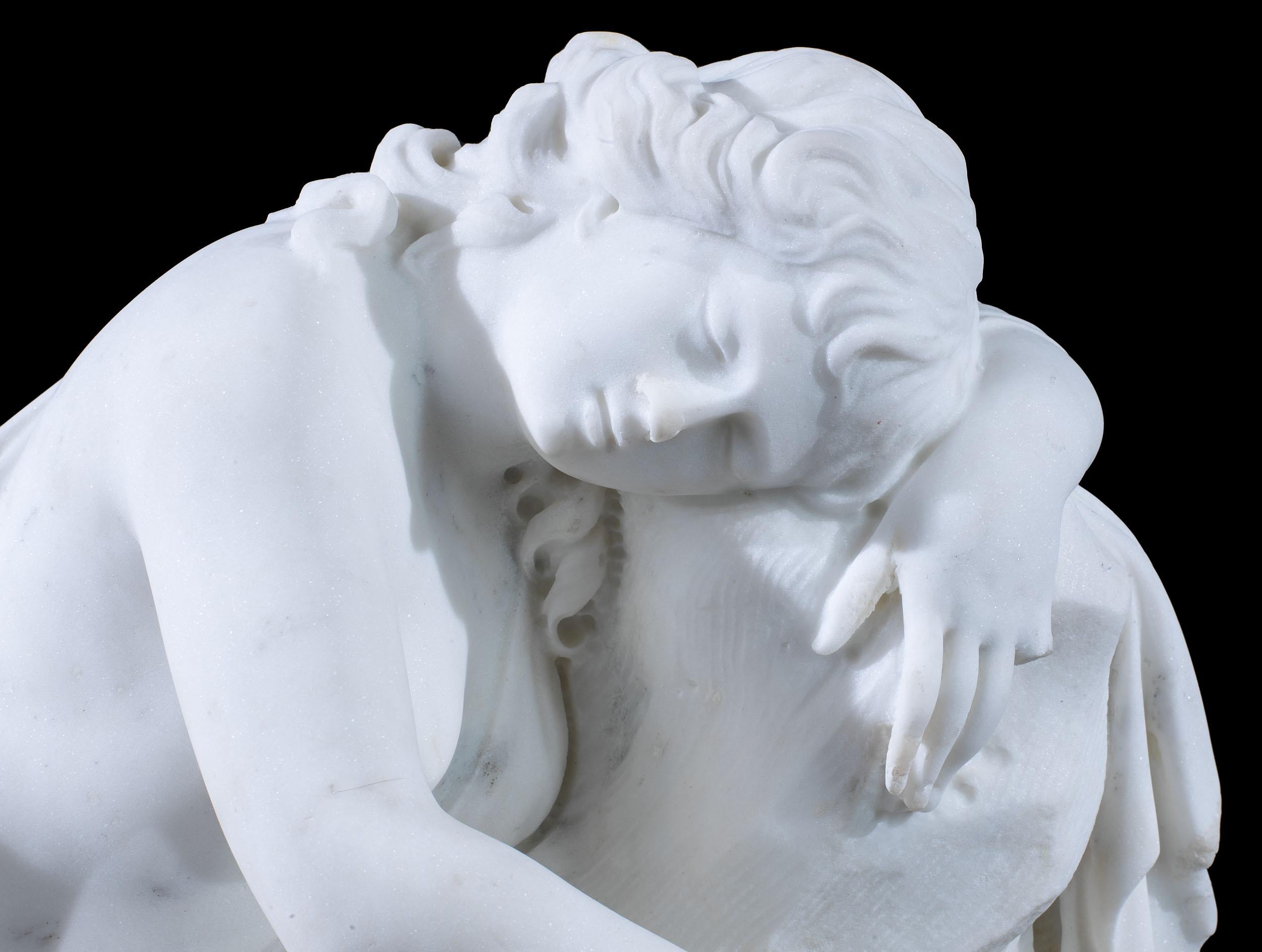Rococò Grande statua italiana di una ninfa addormentata in vendita