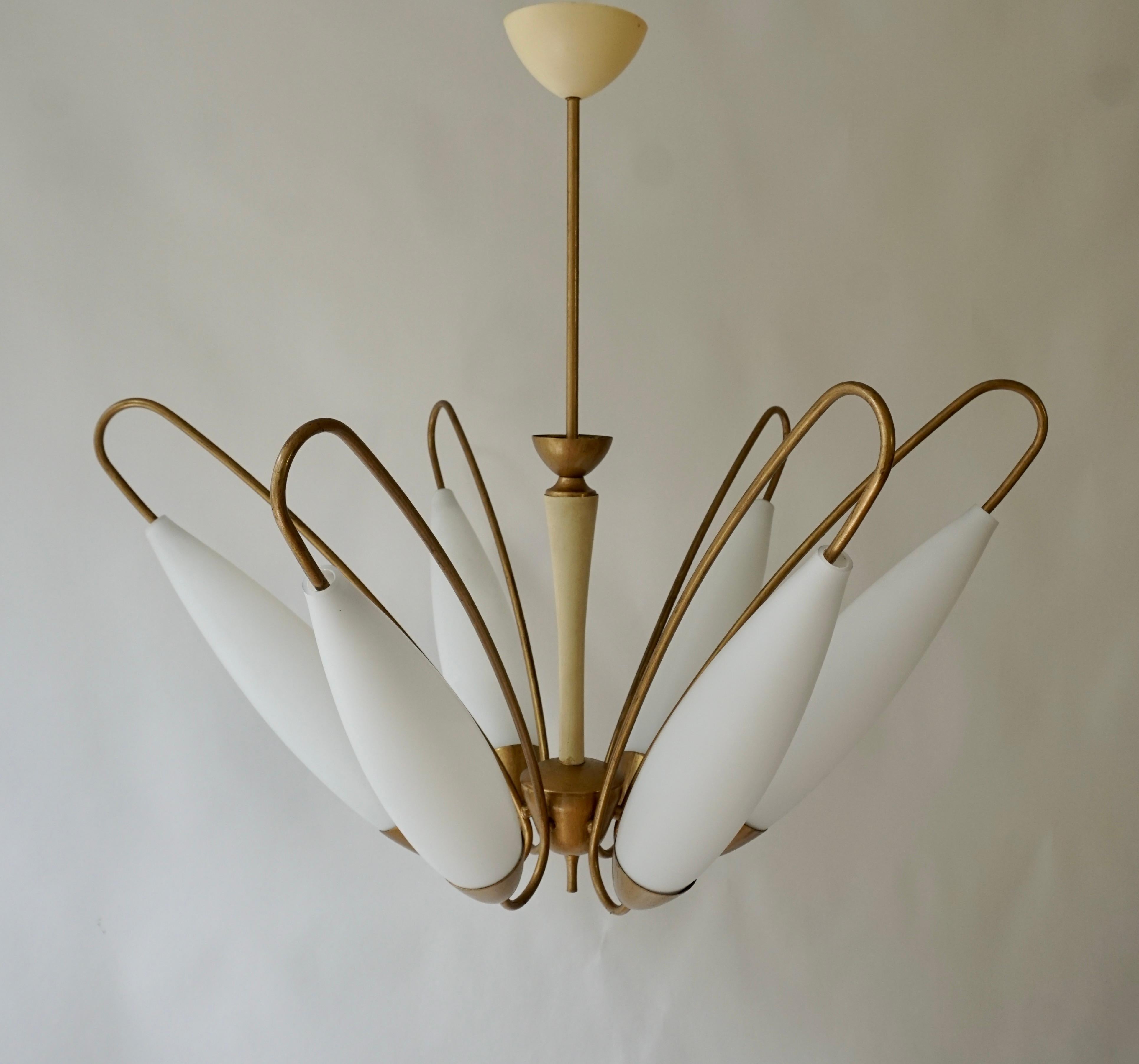 Grand lustre italien Stilnovo en opaline 2