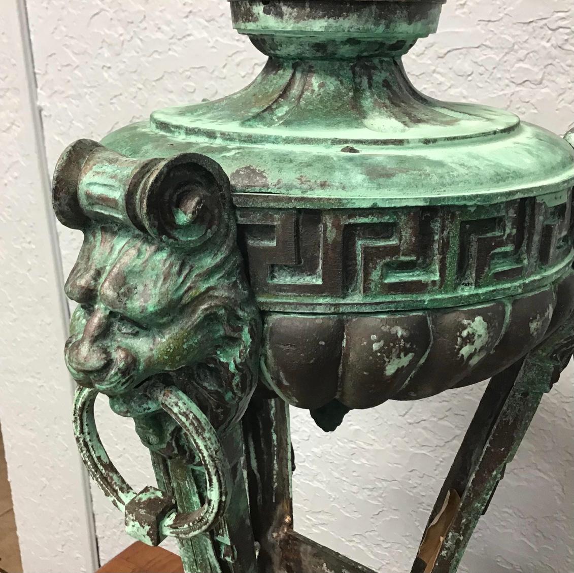 Large Italian Style Patinated Bronze Lamp For Sale 3