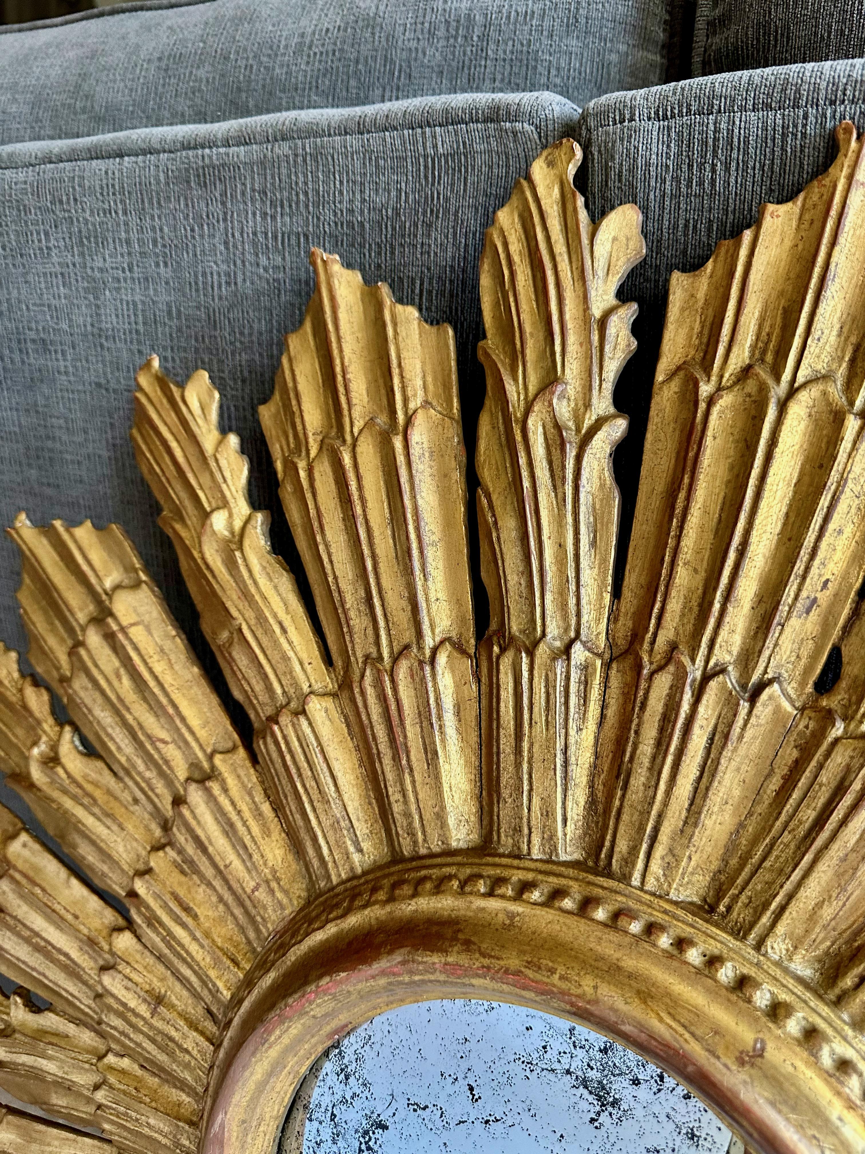 Large Italian Sunburst Giltwood Convex Wall Mirror For Sale 6