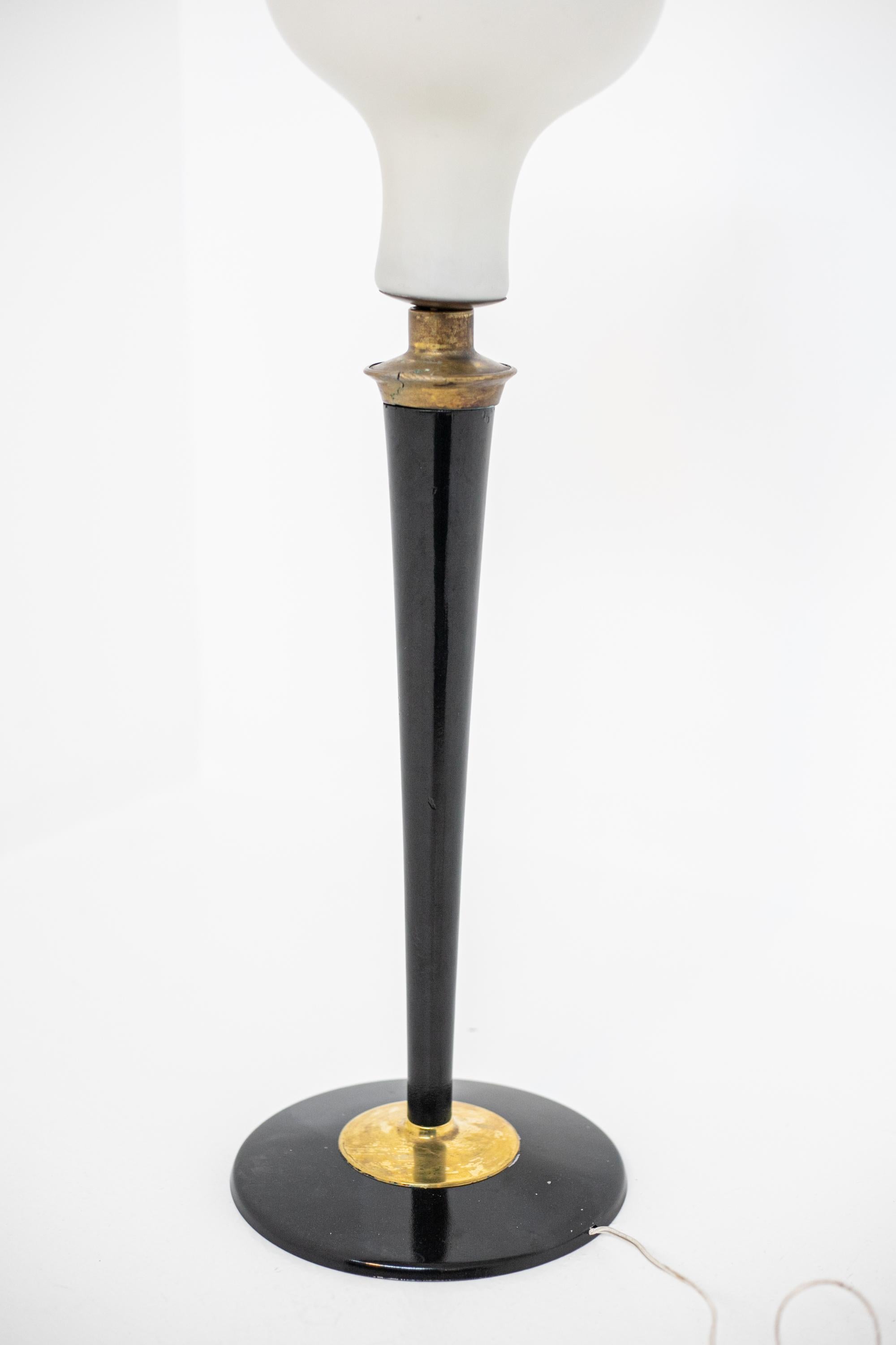 Large Italian Table Lamp in Opal Glass and Wood and Brass For Sale 11