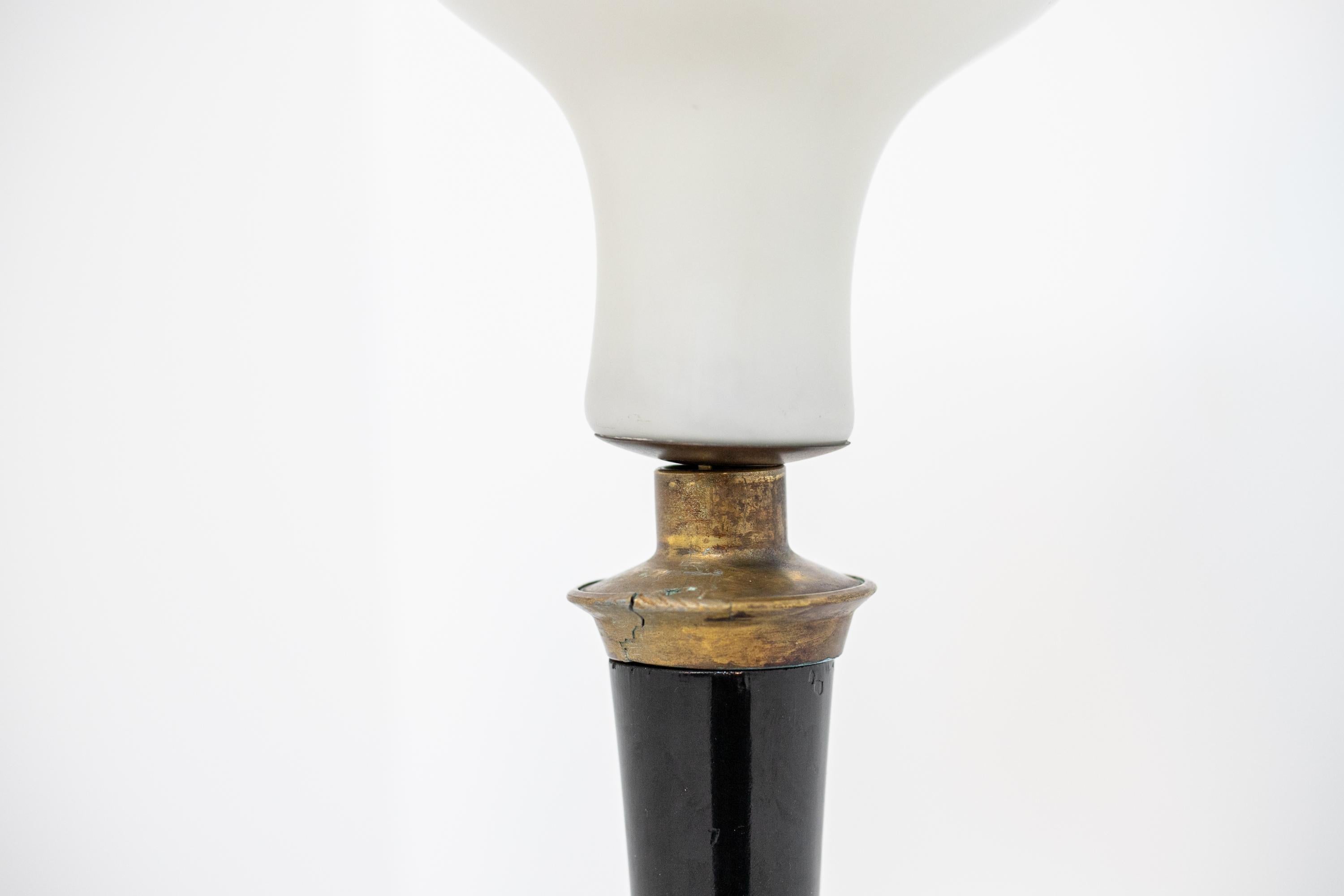 Large Italian Table Lamp in Opal Glass and Wood and Brass For Sale 12