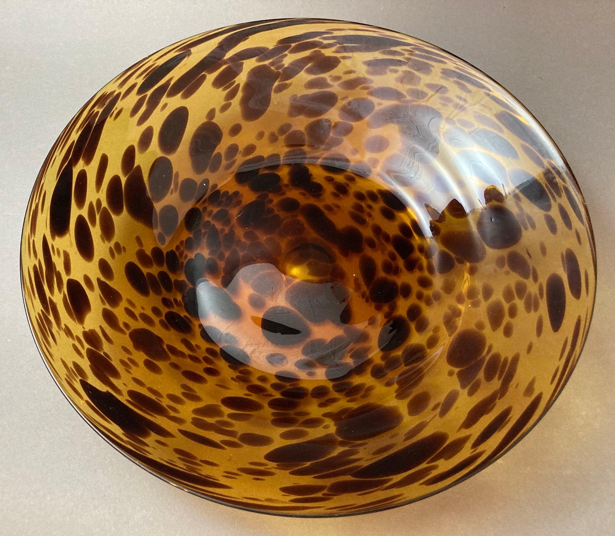 Gran cuenco italiano de tortuga de cristal de Murano de los años 70 Vidrio artístico en venta