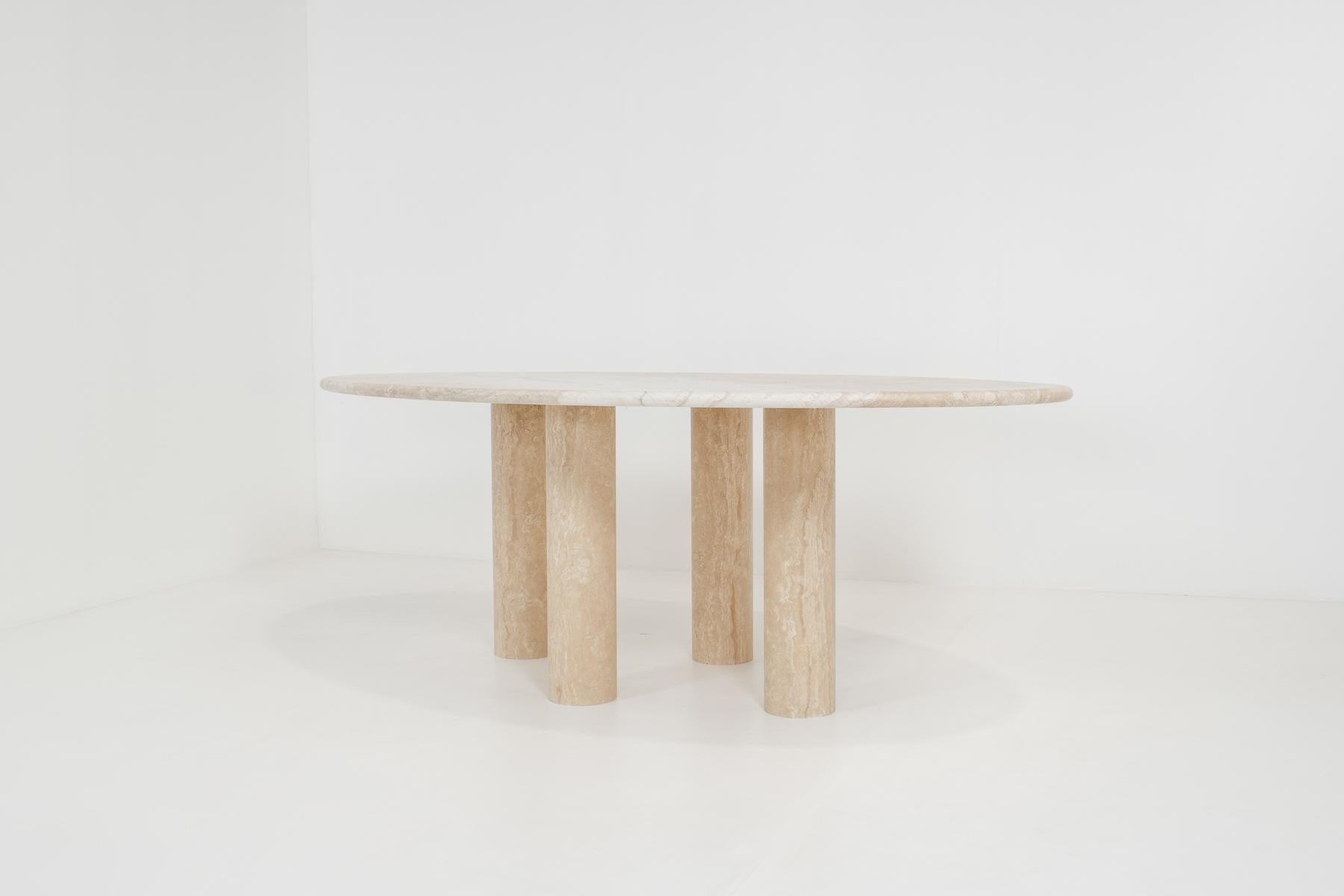 Large Italian Travertine Dining Table In Good Condition In Antwerp, BE