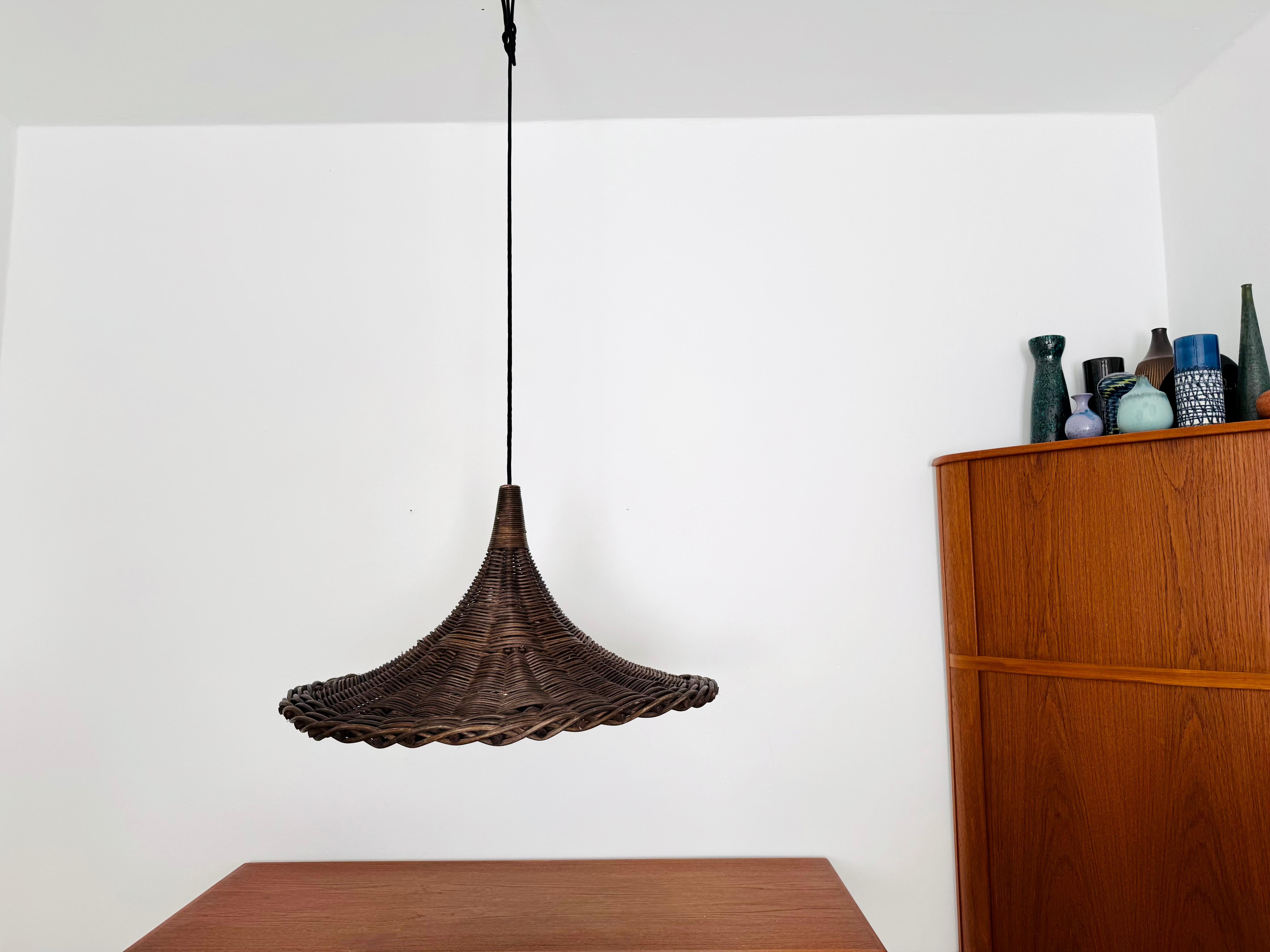 Lampada a sospensione grande in vimini Tulipano Italiano in vendita 2