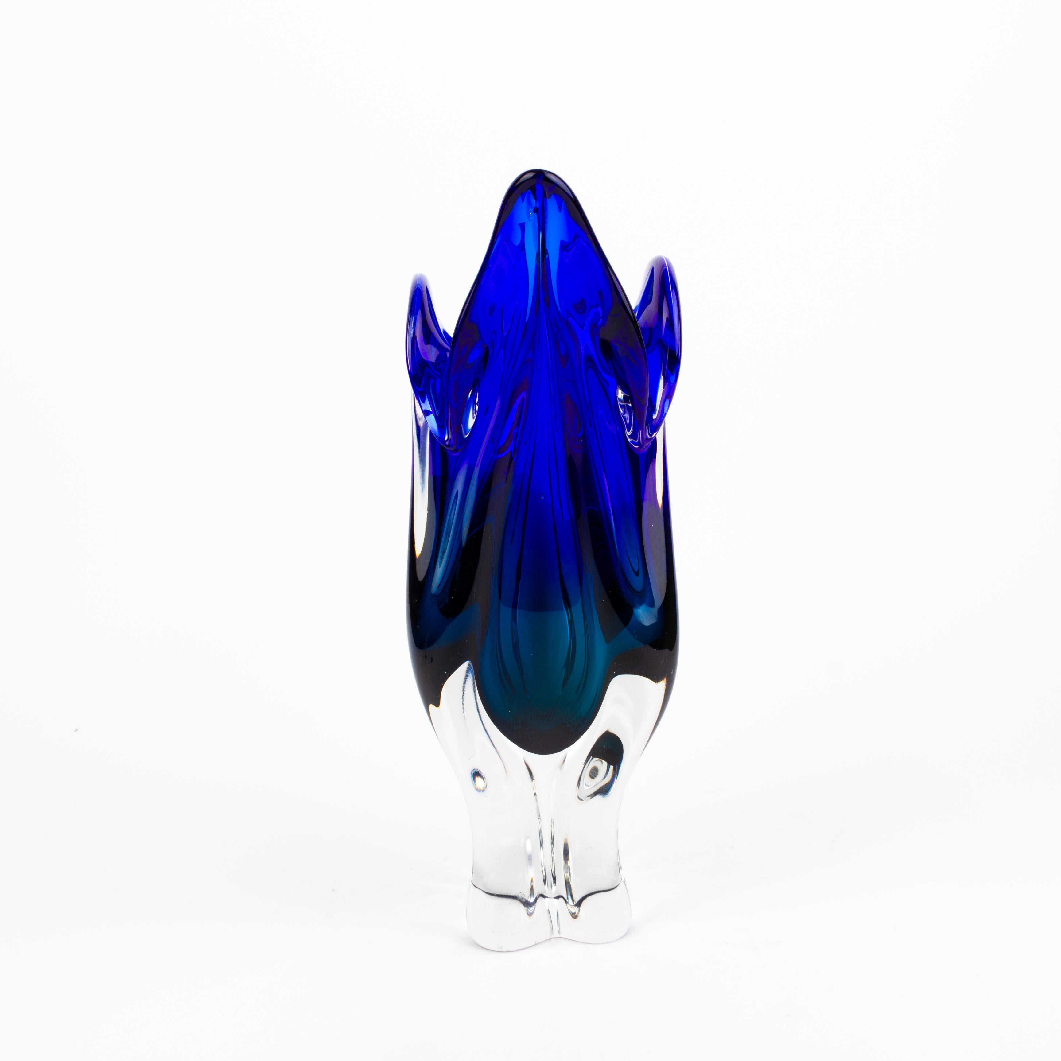20th Century Large Italian Venetian Murano Mid-Century Sommerso Blue Glass Vase For Sale