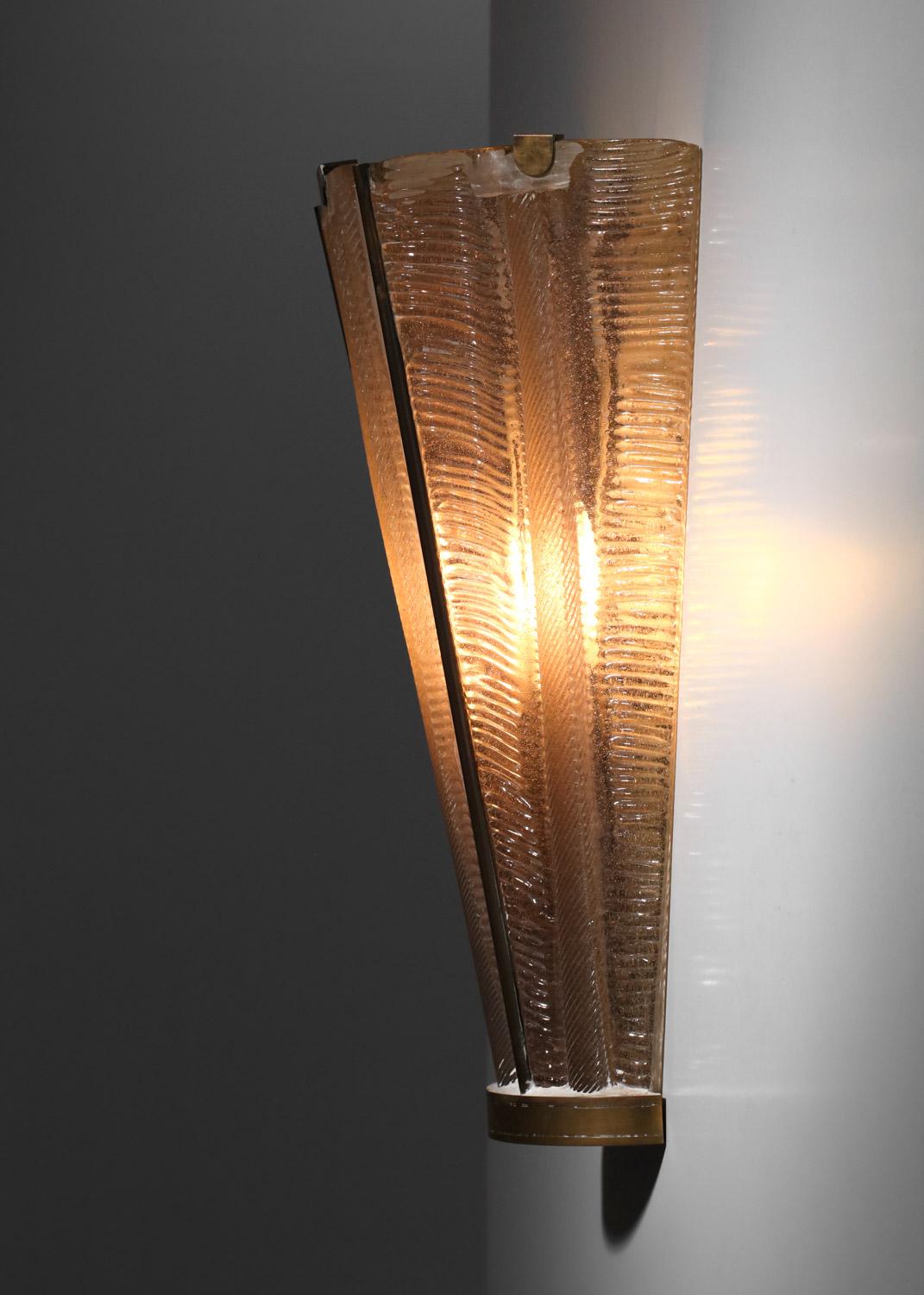 Metà XX secolo Grande lampada da parete italiana in vetro di Murano di Venini degli anni '30 in vendita