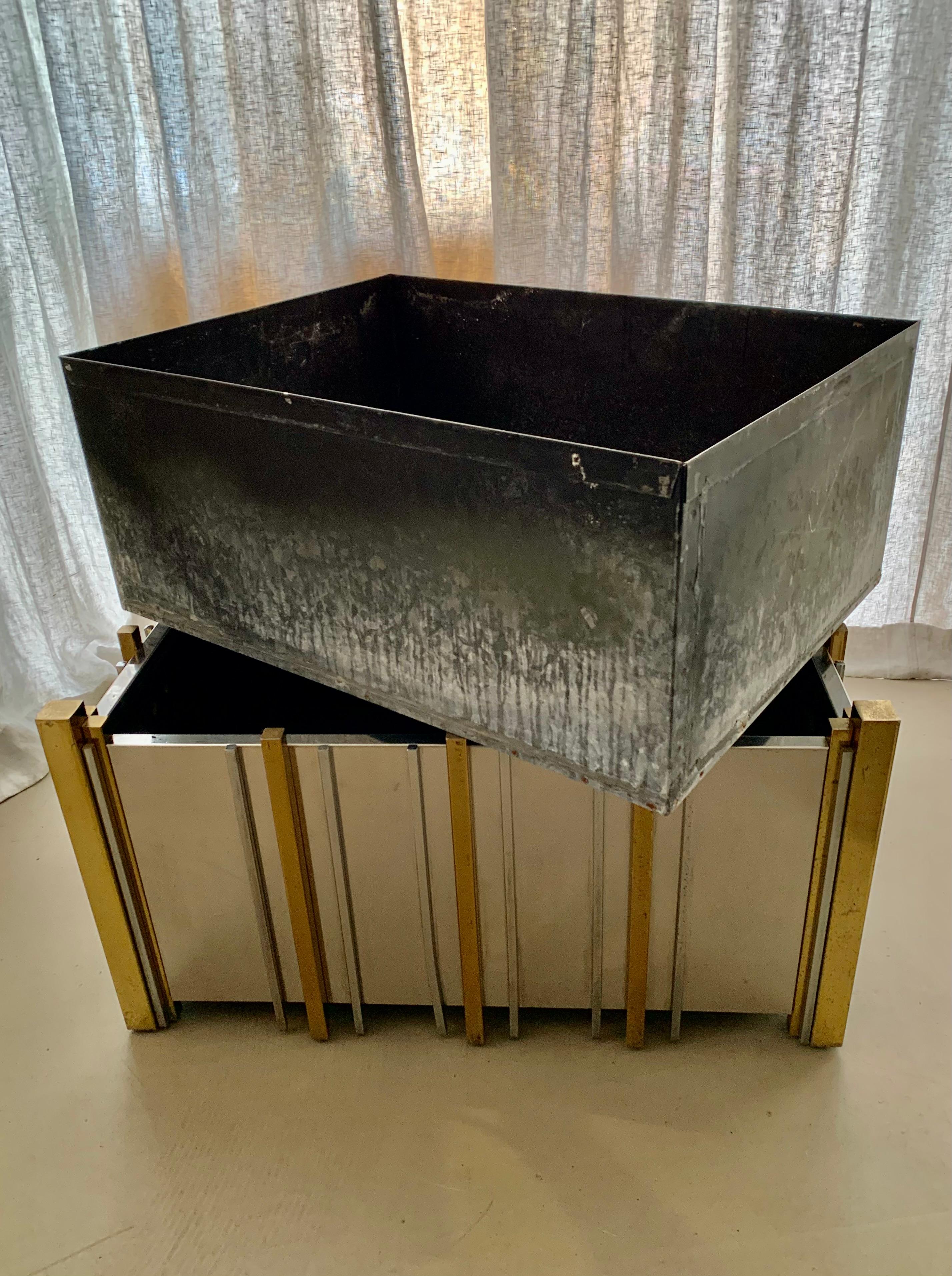 Large Italian Vintage 1970s Planter - Villy Rizzo Style For Sale 4