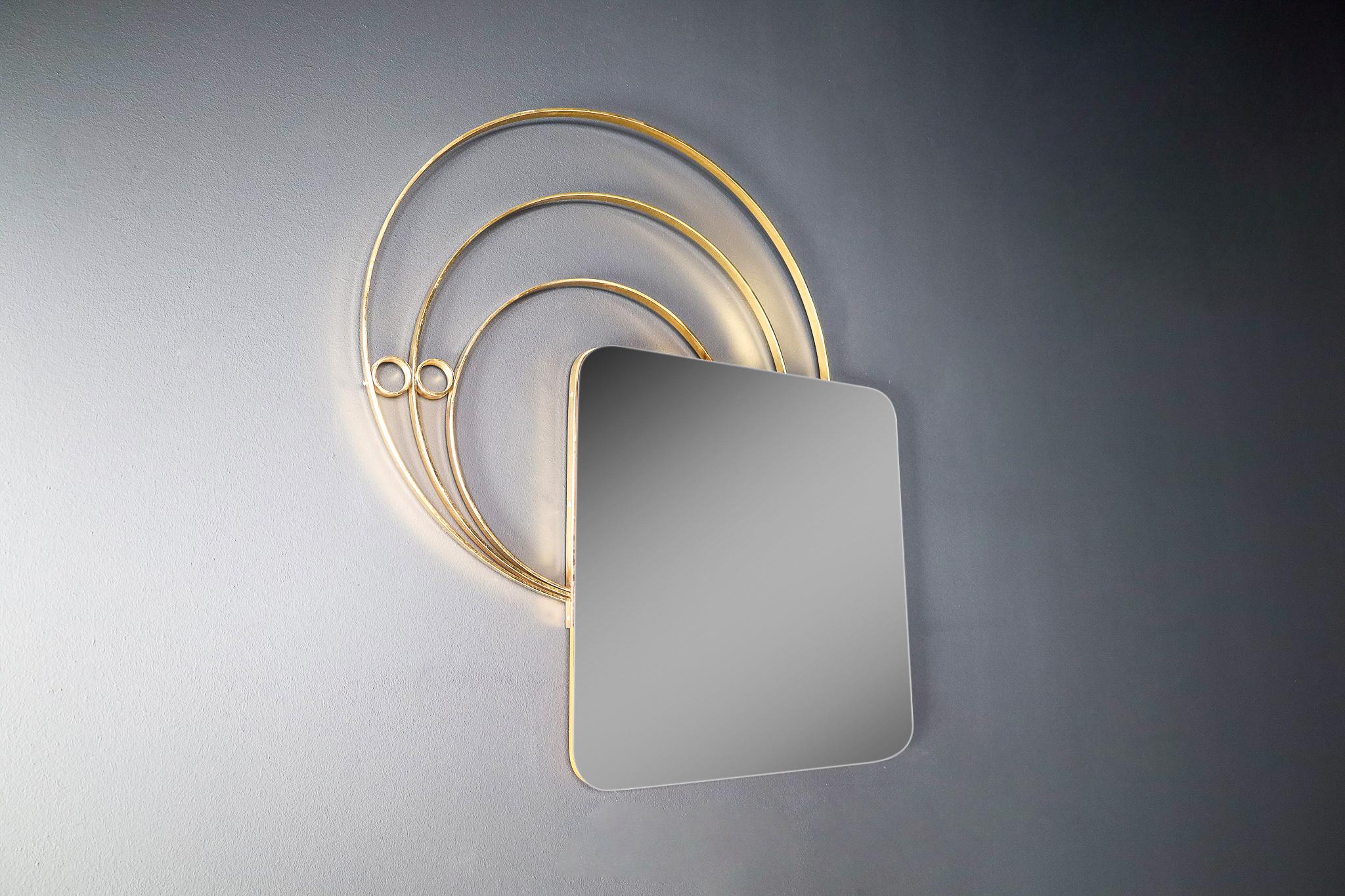 Large Italian Wall Mirror in Brass by Luciano Frigerio, Italy 1960s For Sale 4