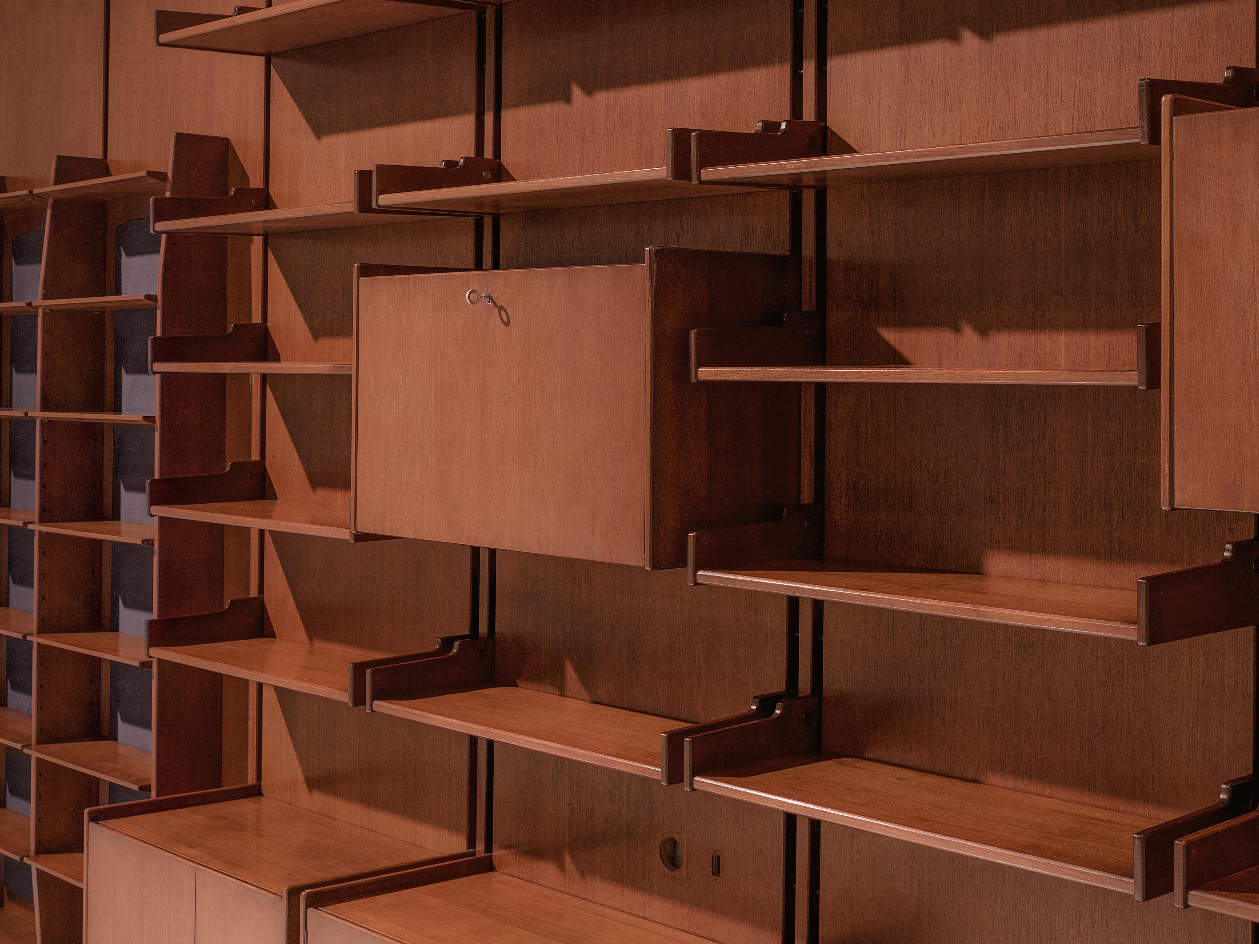 Mid-20th Century Large Italian Wall Unit in Teak