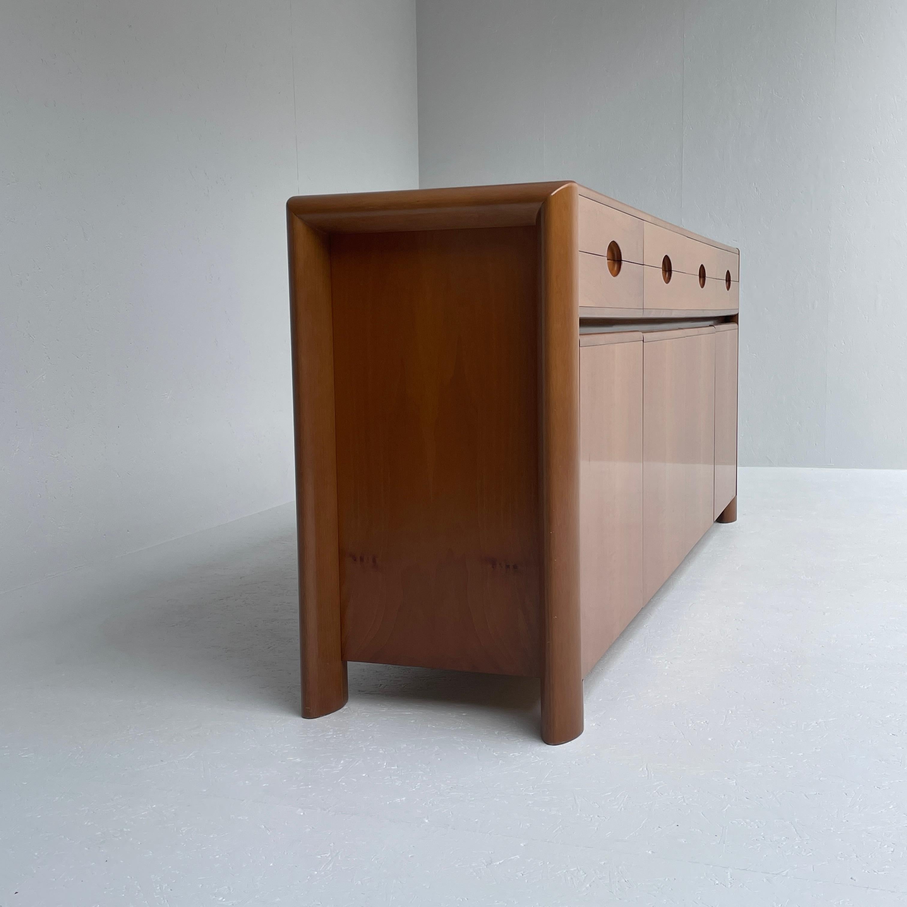 Large Italian Walnut Cabinet In Fair Condition In Antwerpen, BE