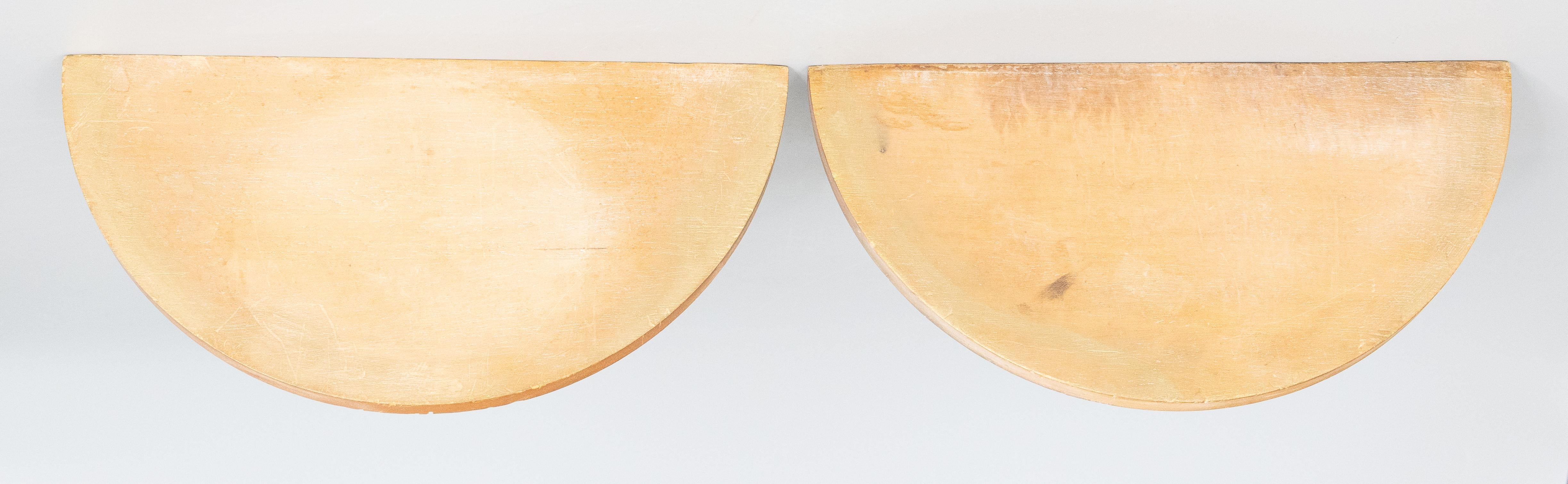 Large Italian Whitewash Giltwood Fluted Wall Brackets Shelves - a Pair In Good Condition For Sale In Pearland, TX