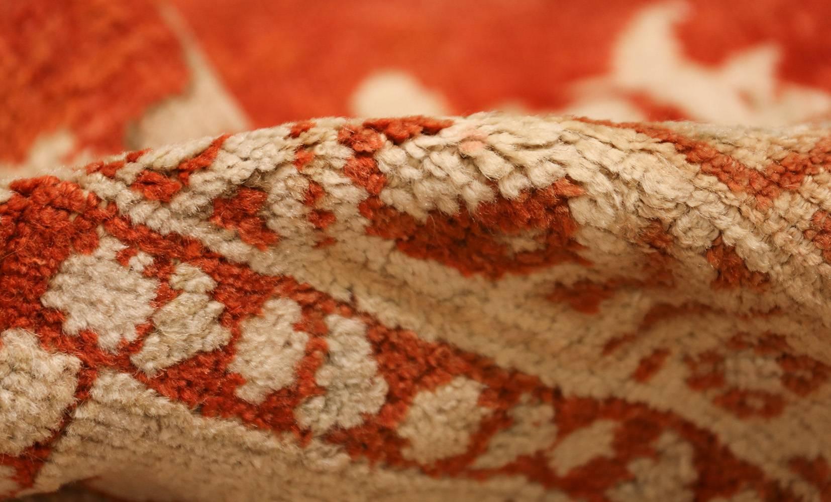 Magnifique fond ivoire, grande échelle, design Allover, ancien tapis persan Ziegler Sultanabad, Pays d'origine / Type de tapis : Tapis persan, Circa Date : 1880 - Size : 12 ft 4 in x 20 ft (3.76 m x 6.1 m).