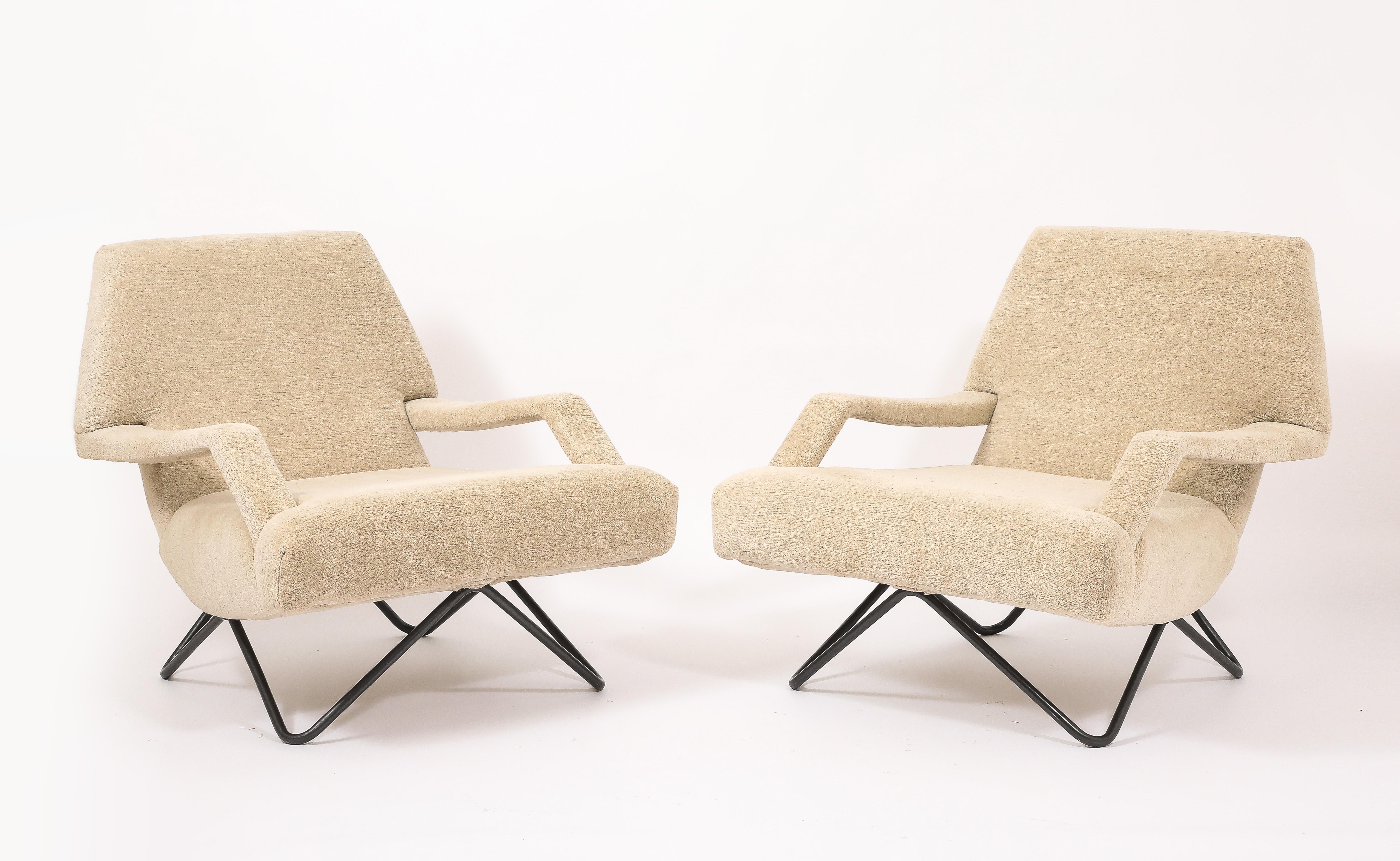 Große elfenbeinfarbene Lounge-Stühle auf gebogenem Stahldrahtgestell - Italien 1960er Jahre (Mitte des 20. Jahrhunderts) im Angebot