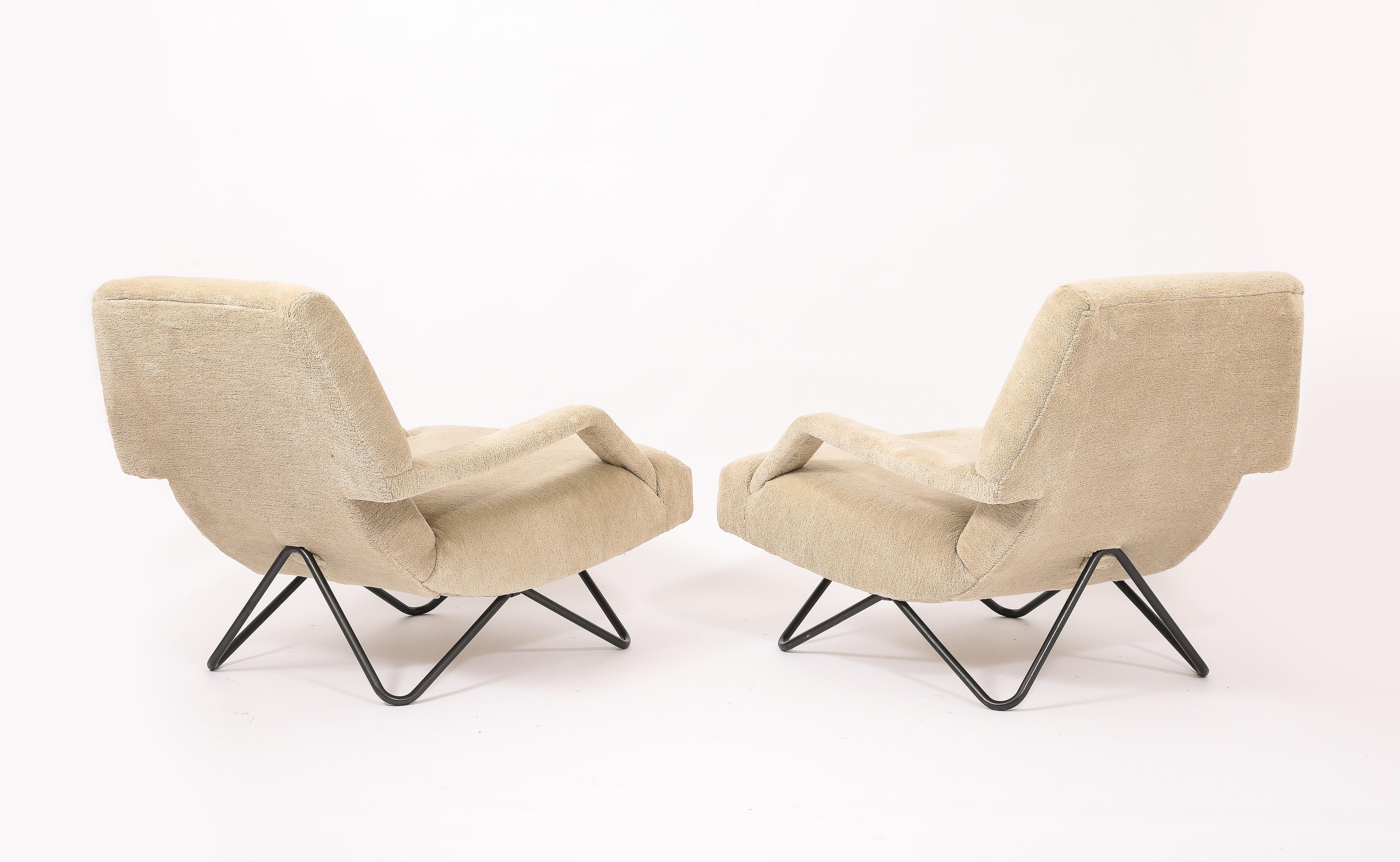 Große elfenbeinfarbene Lounge-Stühle auf gebogenem Stahldrahtgestell - Italien 1960er Jahre im Angebot 1