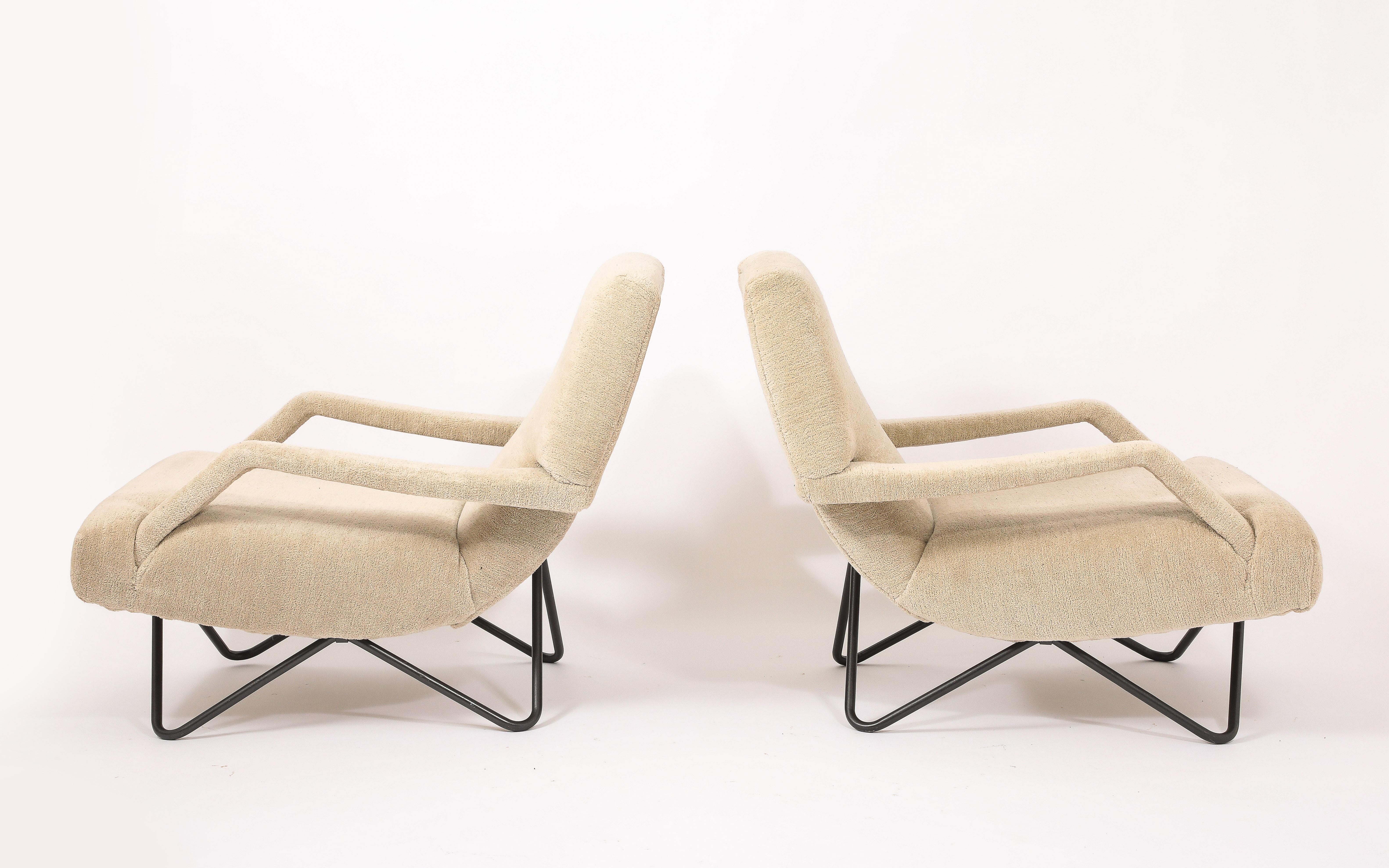 Große elfenbeinfarbene Lounge-Stühle auf gebogenem Stahldrahtgestell - Italien 1960er Jahre im Angebot 4