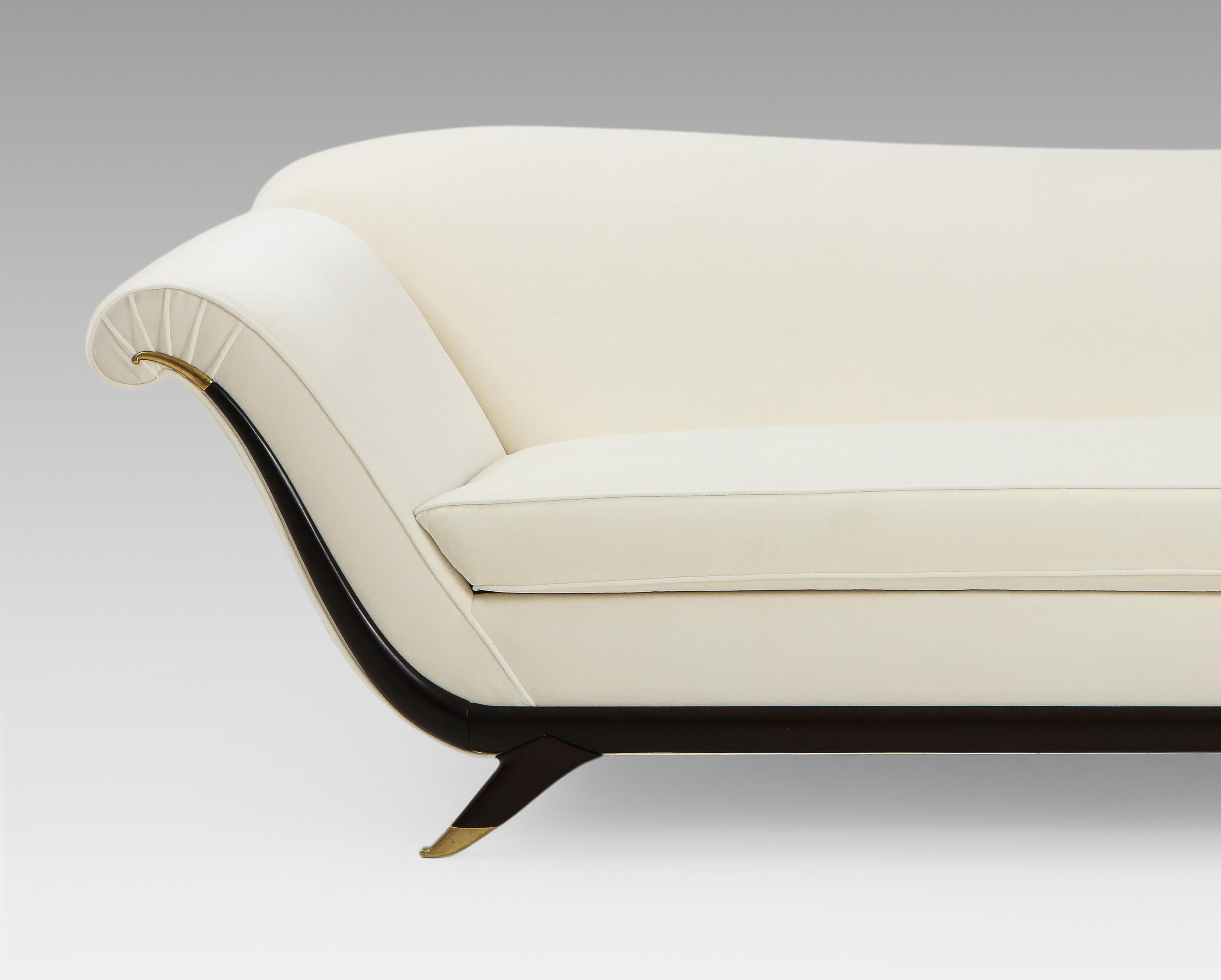 Lacquered Large Sofa in Ivory Velvet Attributed to Guglielmo Ulrich