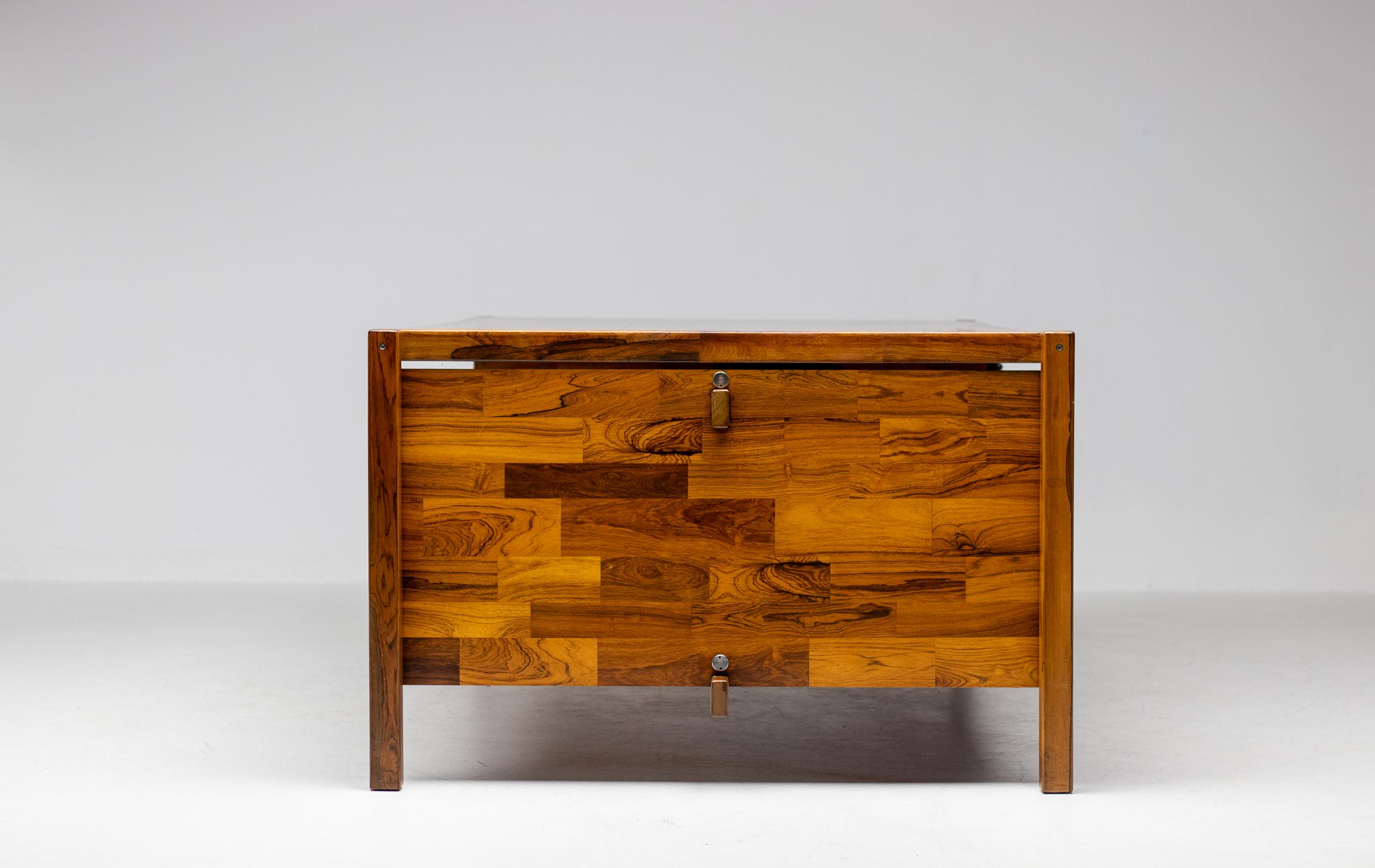 Großer Chefschreibtisch aus Jacaranda von Jorge Zalszupin von L'Atelier San Paulo, 1960 im Angebot 5