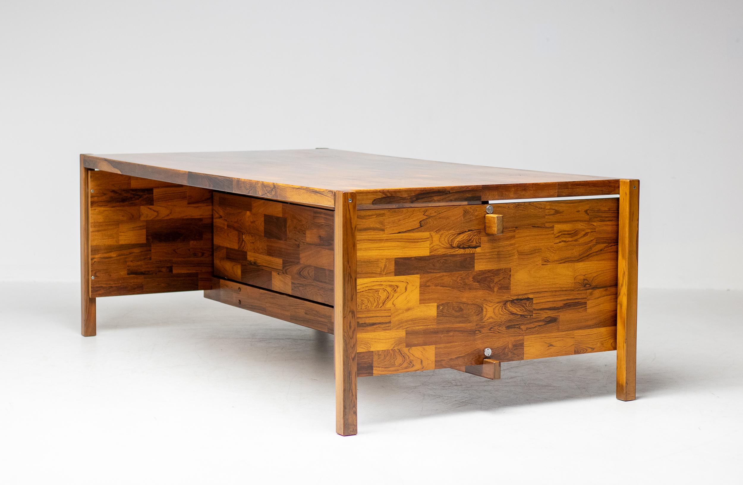 Großer Chefschreibtisch aus Jacaranda von Jorge Zalszupin von L'Atelier San Paulo, 1960 im Angebot 7