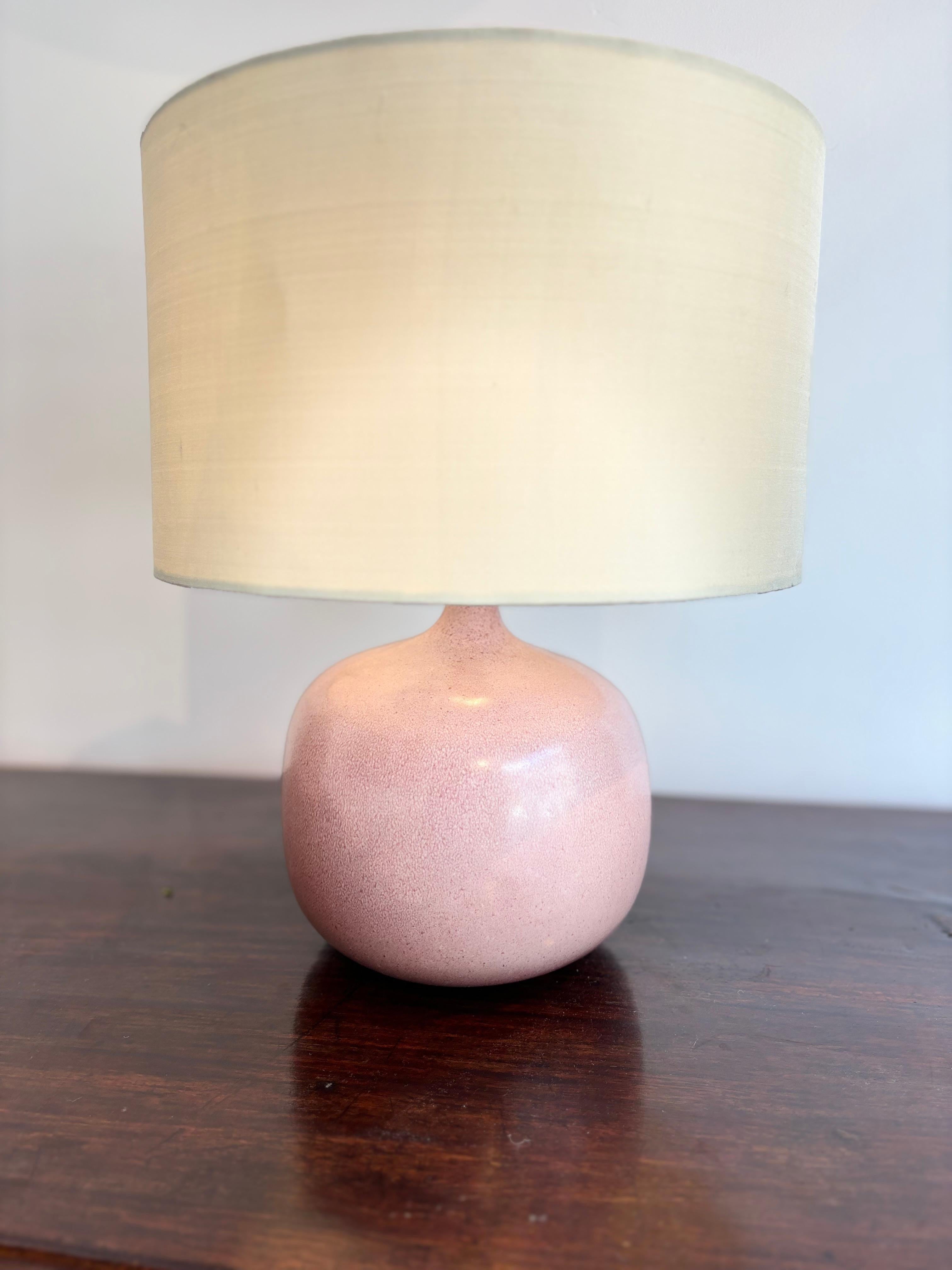 Großer Lampentisch von Jacques und Dani Ruelland (Französisch) im Angebot