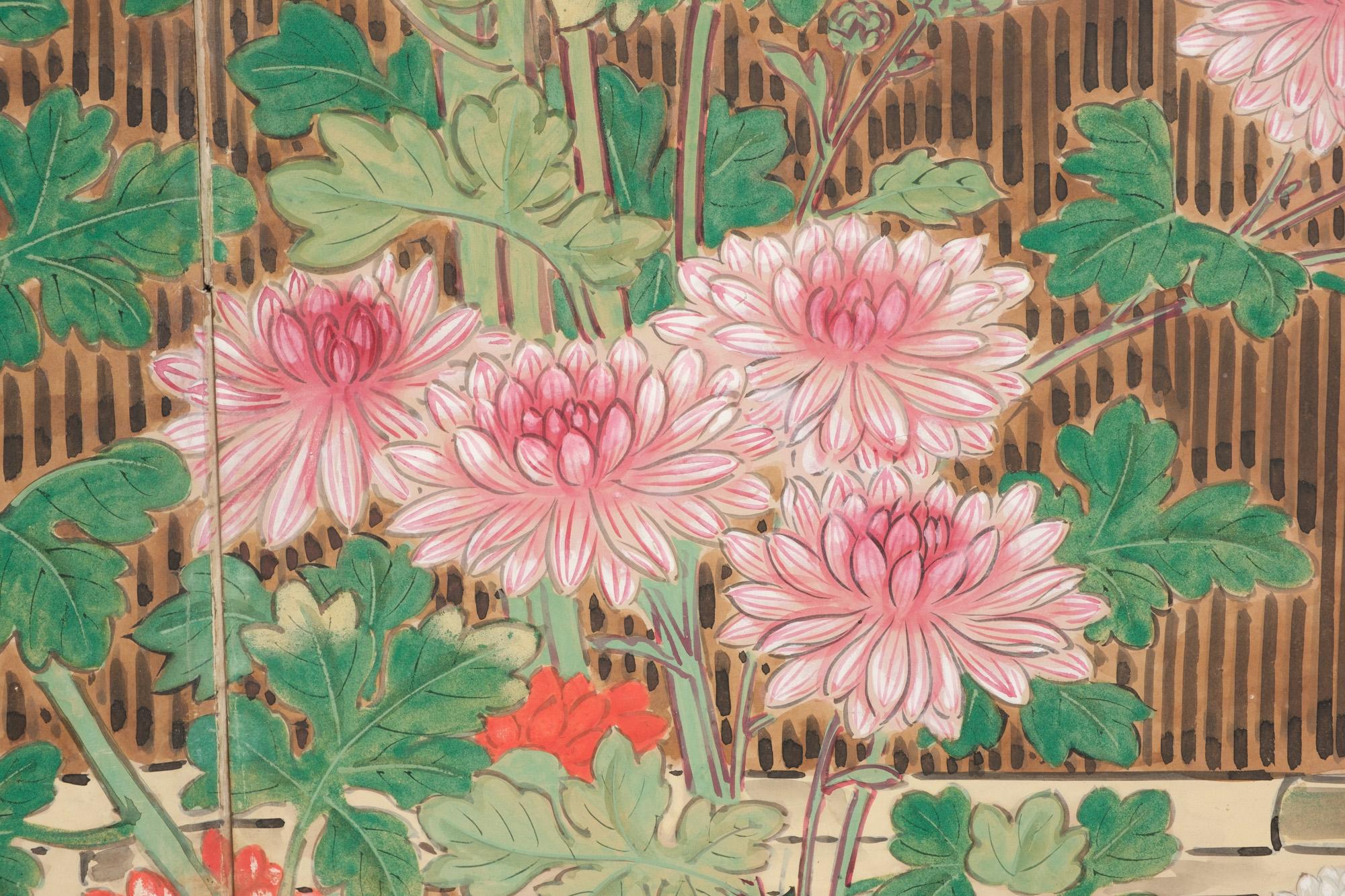 Large Japanese 6-panel byôbu 屏風 (folding screen) with chrysanthemum garden For Sale 3