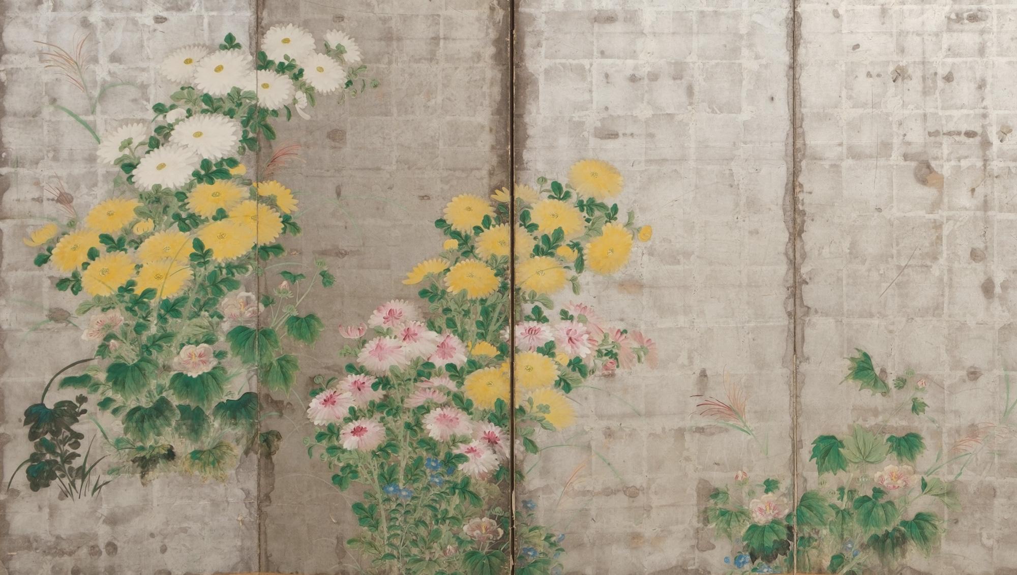Large Japanese 6-panel folding screen with chrysanthemums on silver leaf In Good Condition In Amsterdam, NL