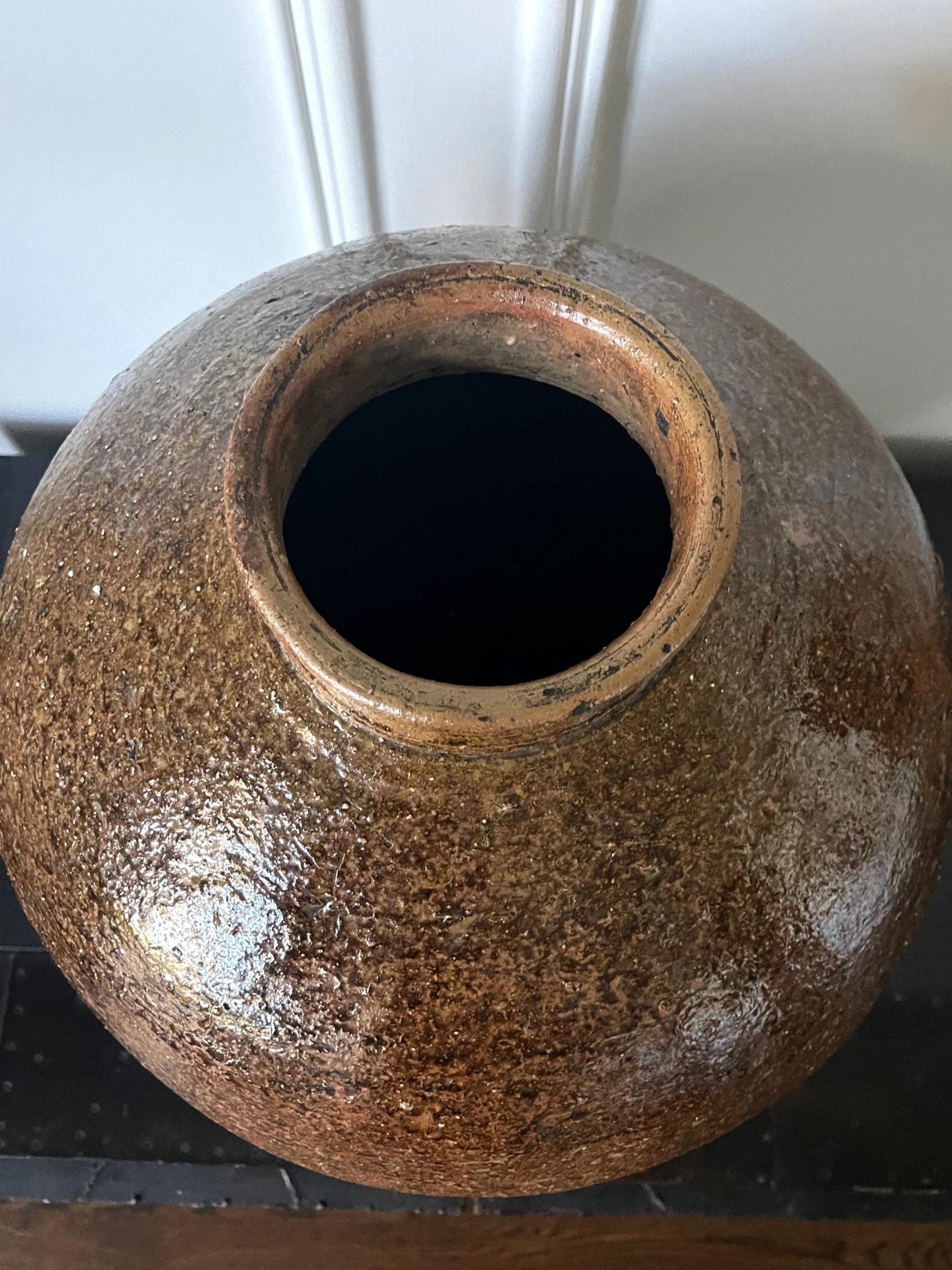 Large Japanese Antique Tokoname Tsubo Stoneware Floor Jar In Fair Condition In Atlanta, GA