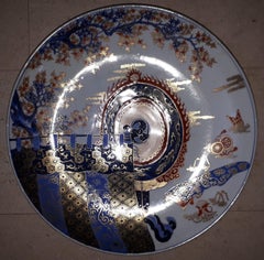 Grand plat en porcelaine japonaise Arita (Imari) , époque Meiji
