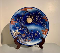 Large Japanese Art Nouveau Imari Charger, Taisho Period, circa 1915, Japan