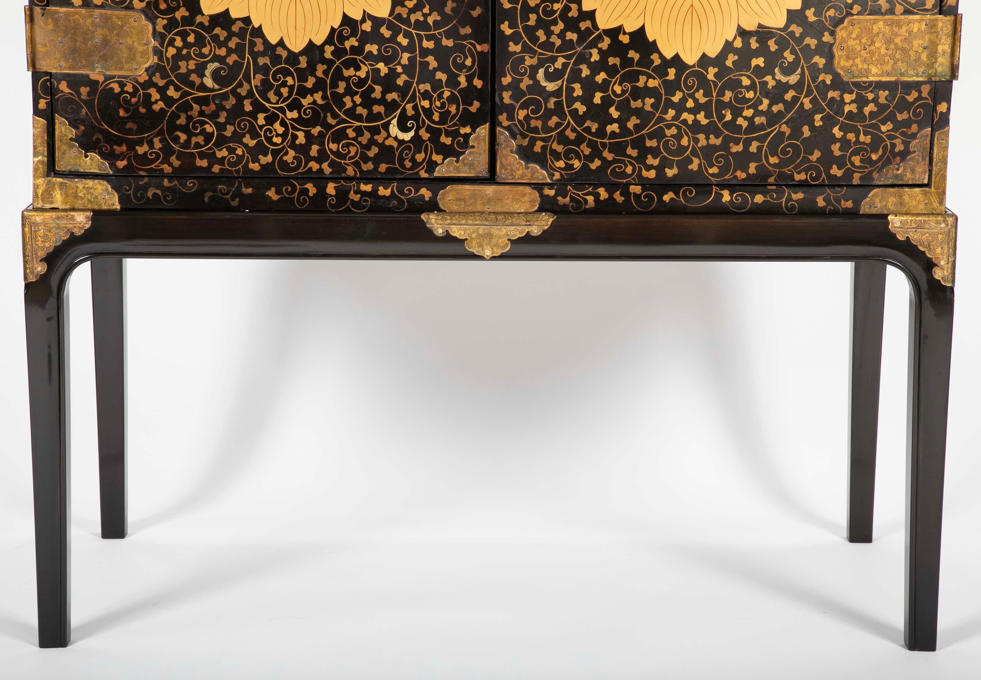 Large Japanese Black and Gold Lacquered Cabinet on Stand with Gilt Mounts In Good Condition In Stamford, CT