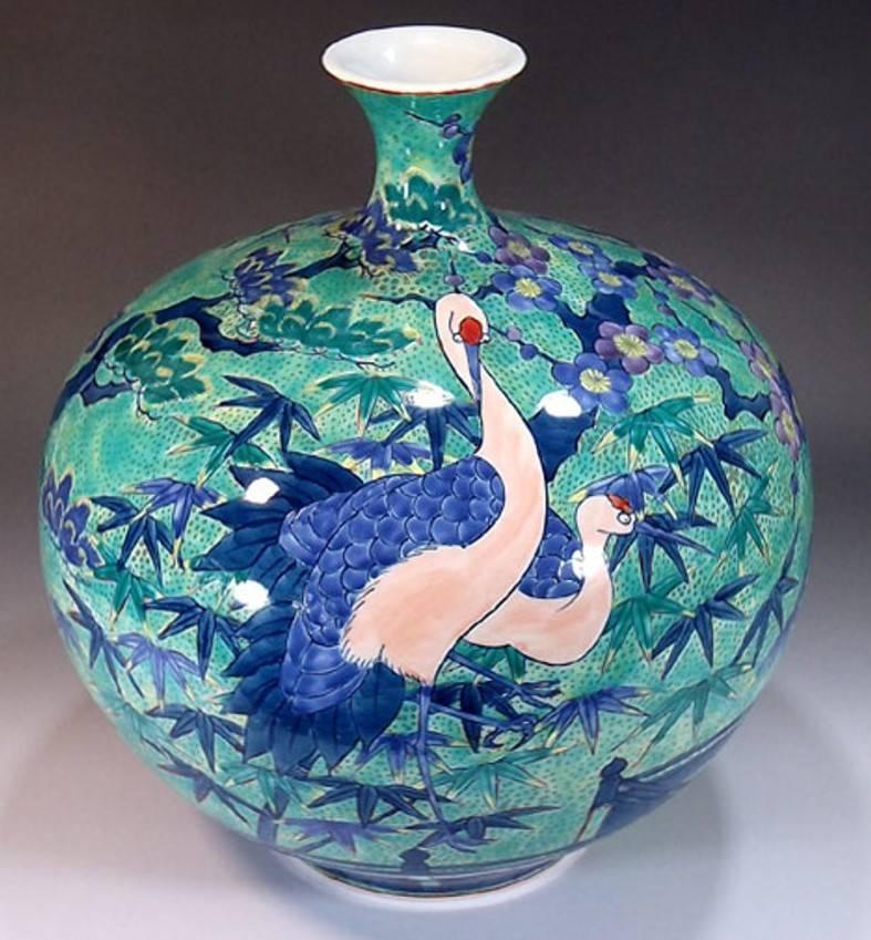 Large Japanese Blue Green Gilded Porcelain Vase by Contemporary Master Artist In New Condition For Sale In Takarazuka, JP