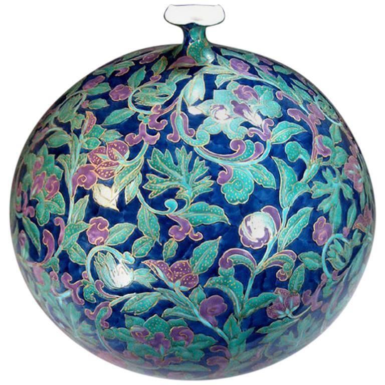 Large Japanese Blue Green Gilded Porcelain Vase by Contemporary Master Artist For Sale 2