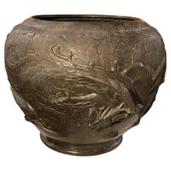 Large Japanese Bronze Jardiniere with Bird Decoration