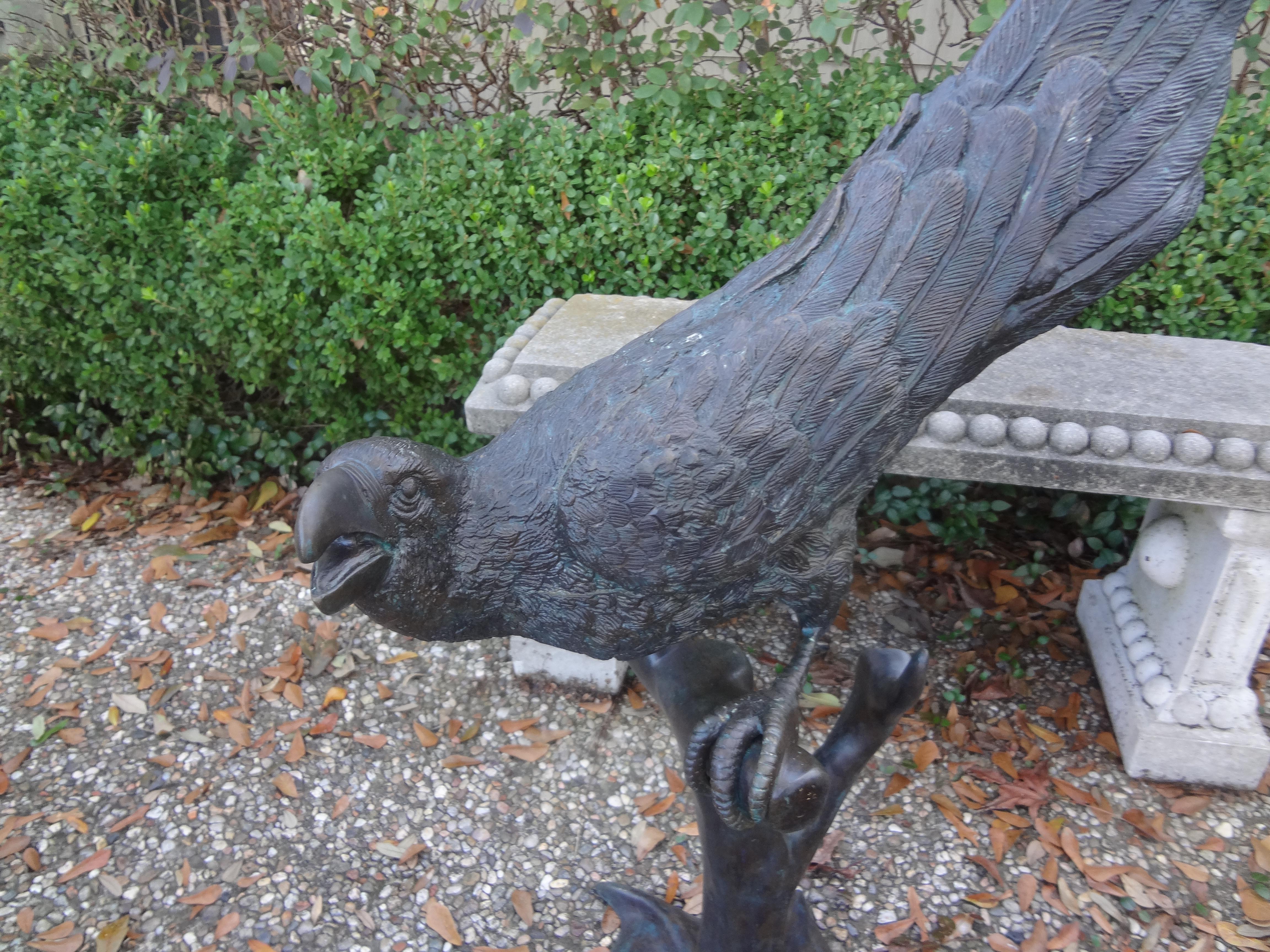 Grande sculpture japonaise de perroquet de Macao en bronze, 48 pouces en vente 5