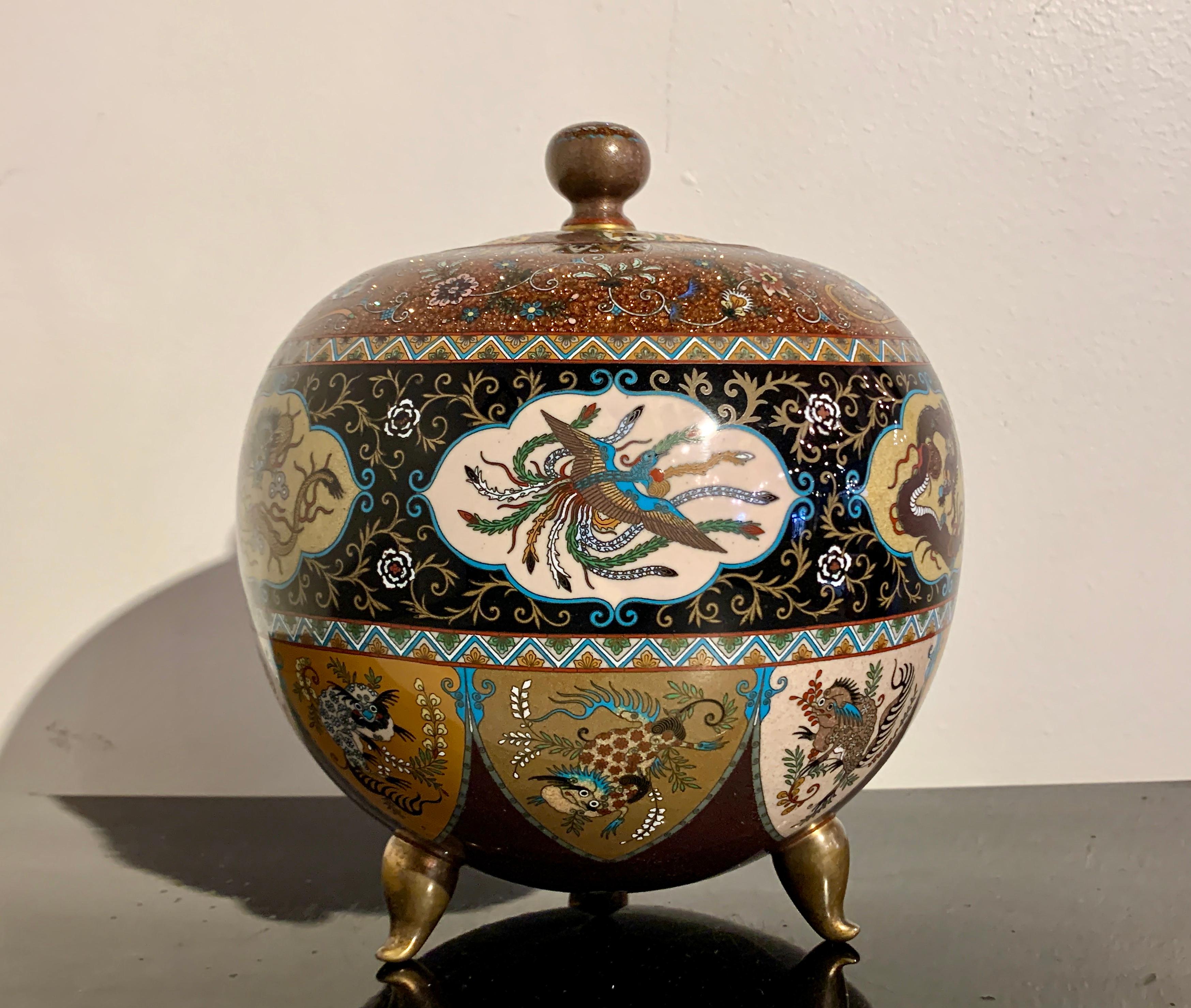 Copper Large Japanese Chakinseki Cloisonne Covered Jar, Meiji Period, circa 1900, Japan