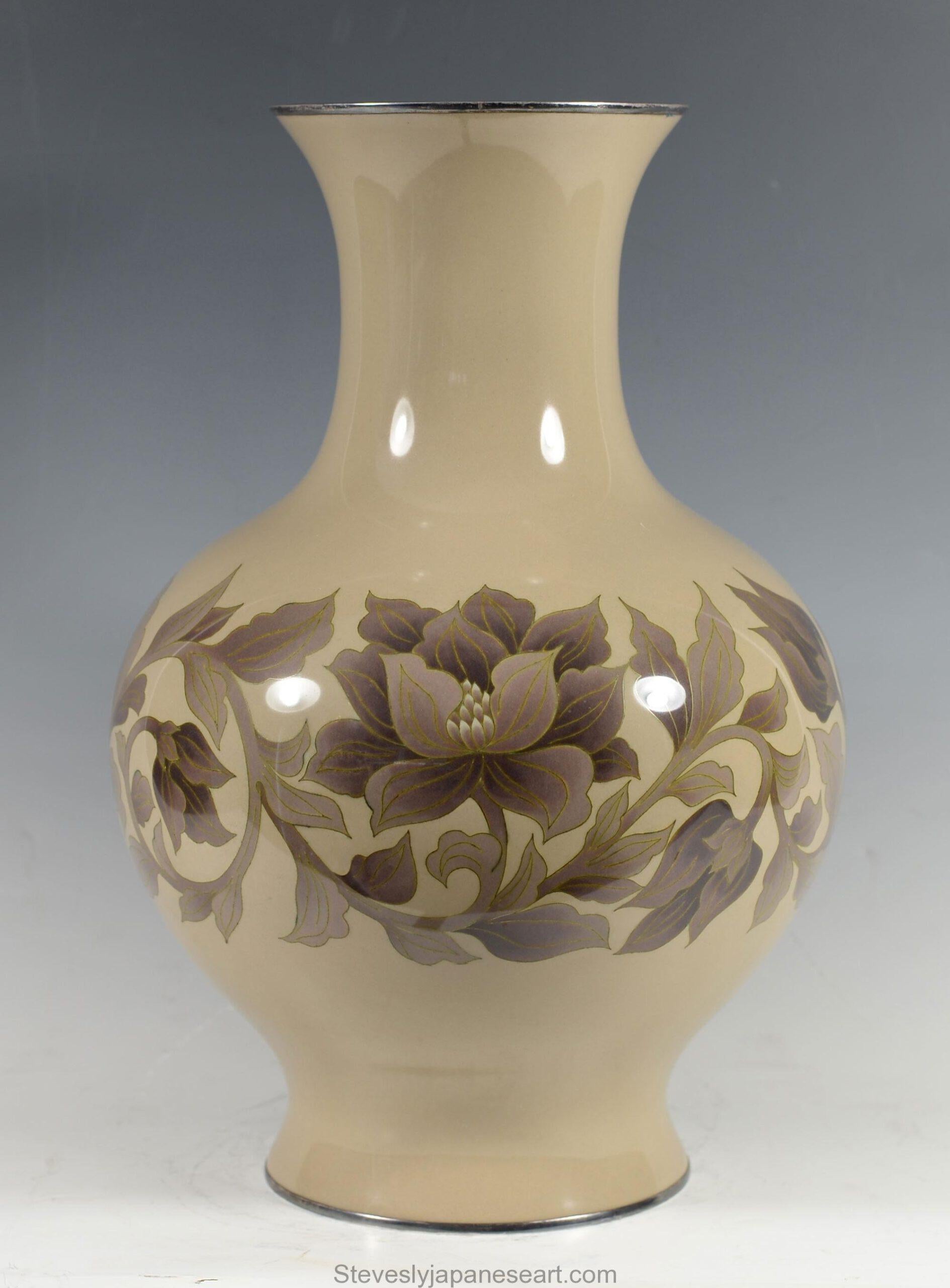 Japonais Grand vase japonais en émail cloisonné par Ando Company 
