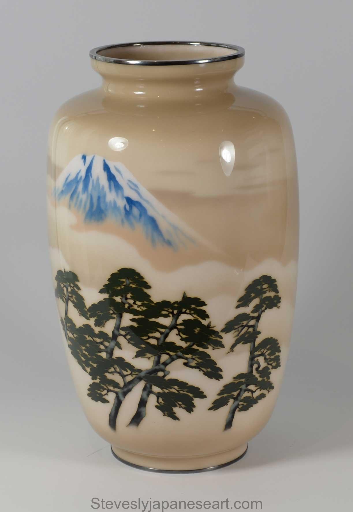Large Japanese Cloisonne Enamel Vase – Mt Fuji – Ando Company   For Sale 3