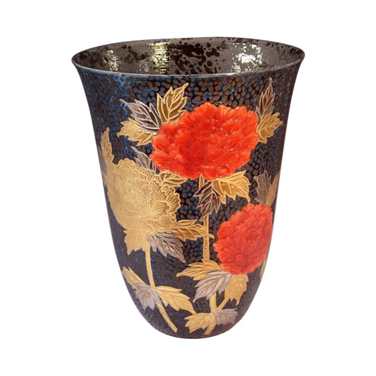 Large Red Black Gilded Porcelain Vase by Japanese Contemporary Master Artist