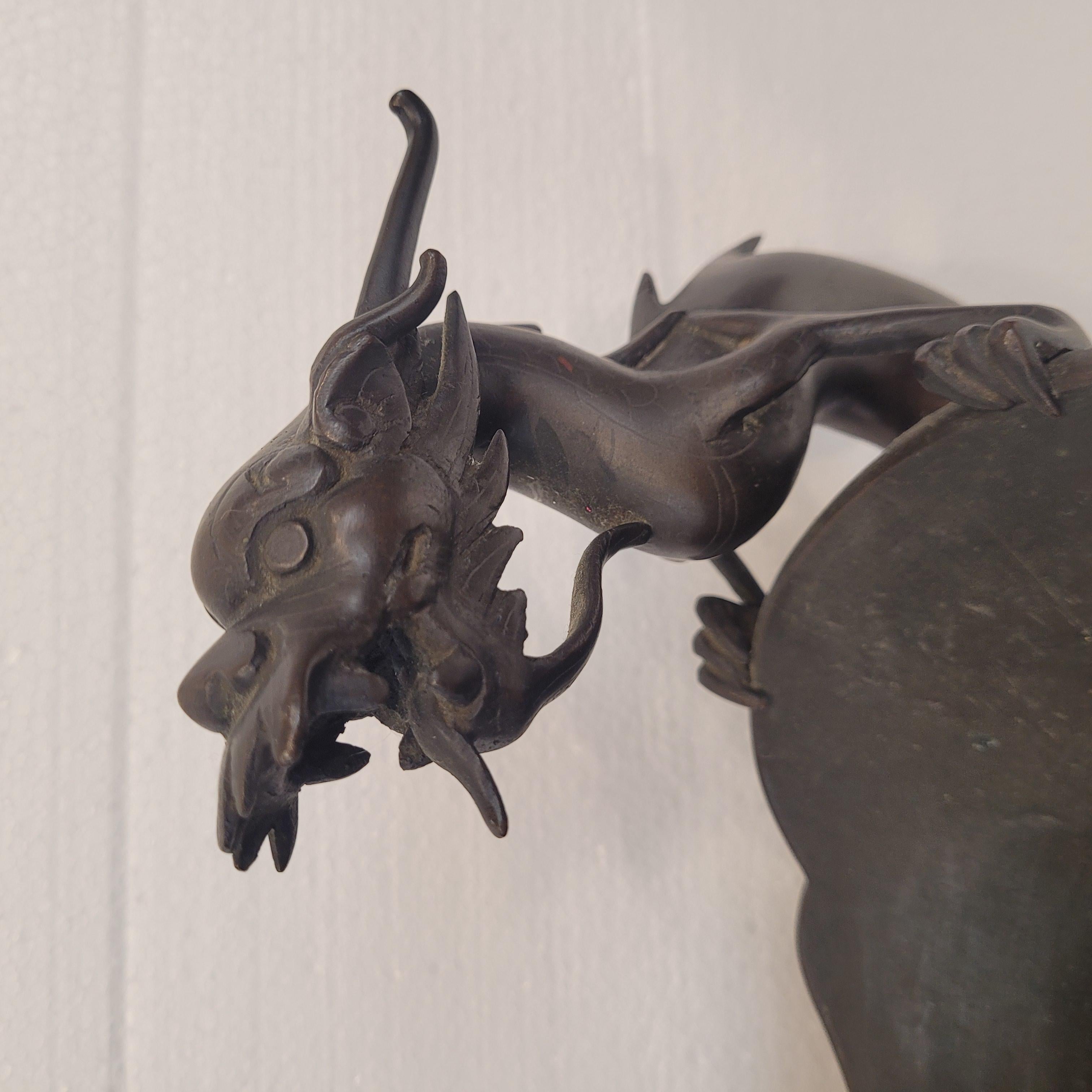 Large Japanese Dragons  centerpiece, in bronze, flat shakudo silver inlays 3