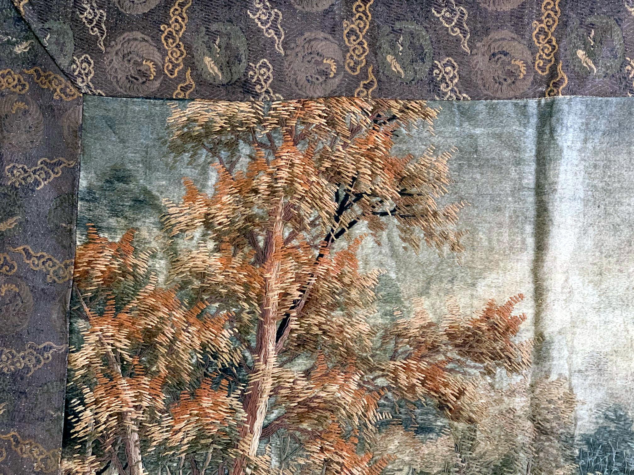 Large Japanese Embroidery Tapestry Meiji Period For Sale 5