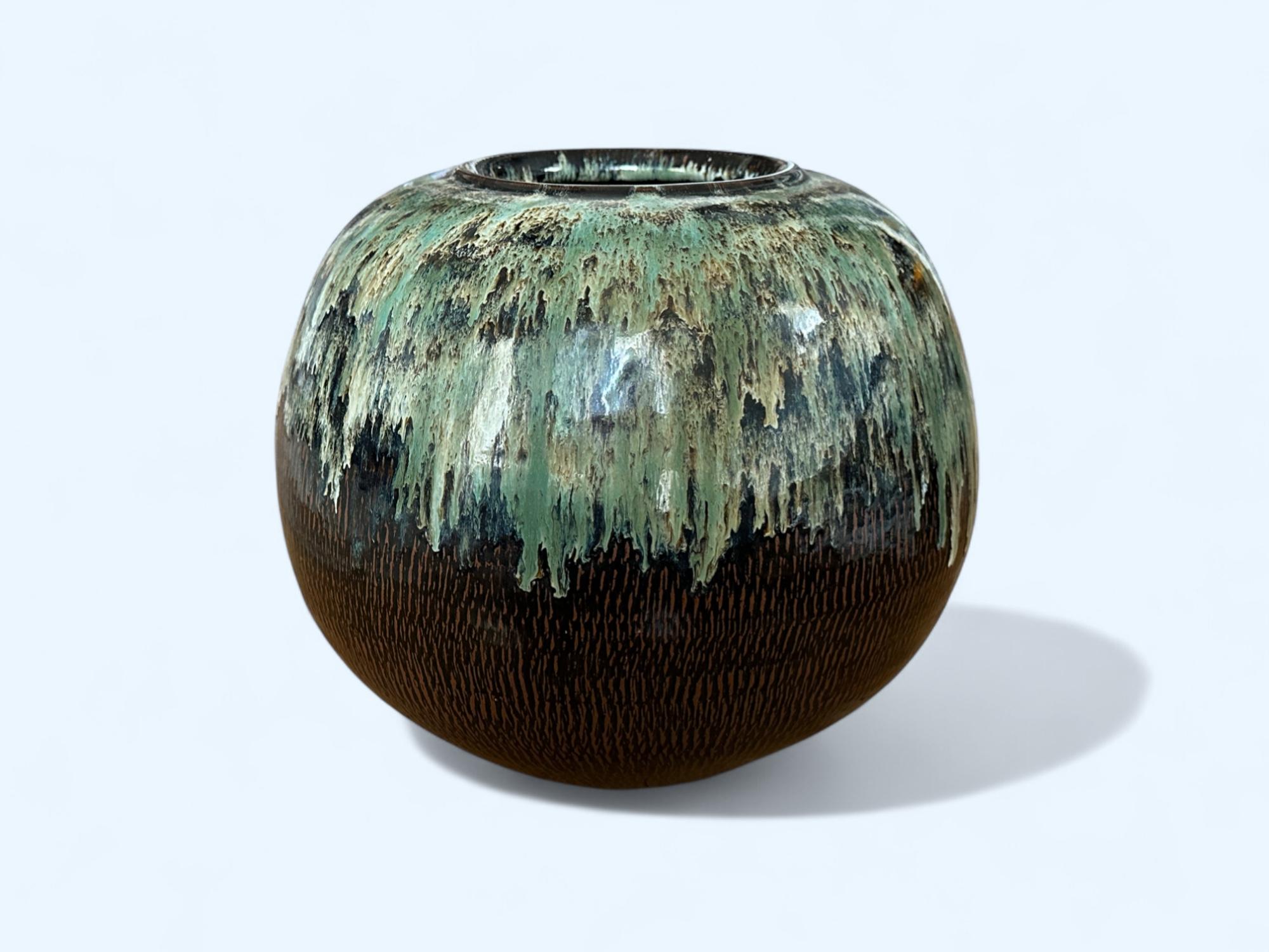 Grand vase japonais en céramique émaillée signé 