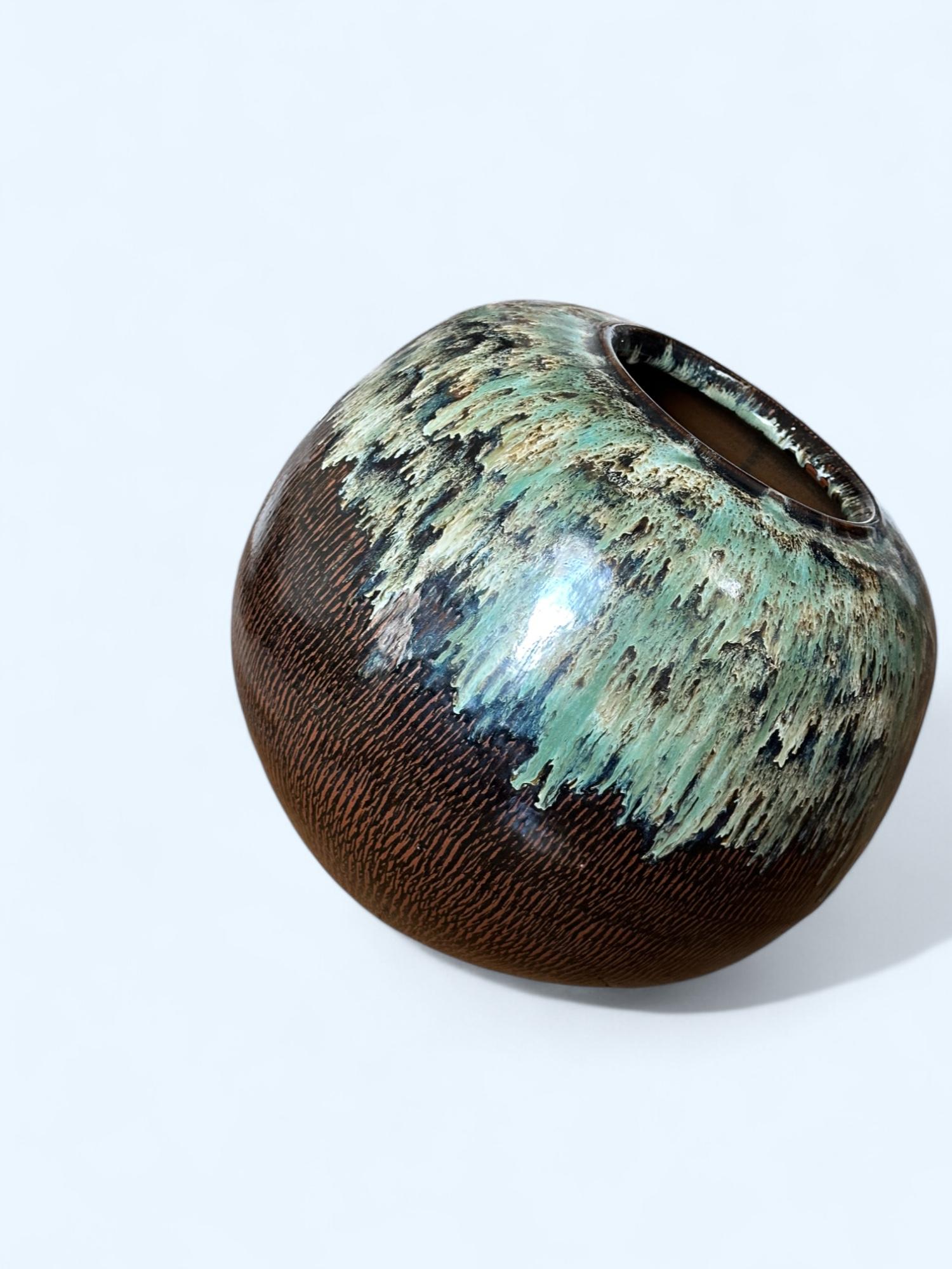 Grand vase japonais en céramique émaillée signé 