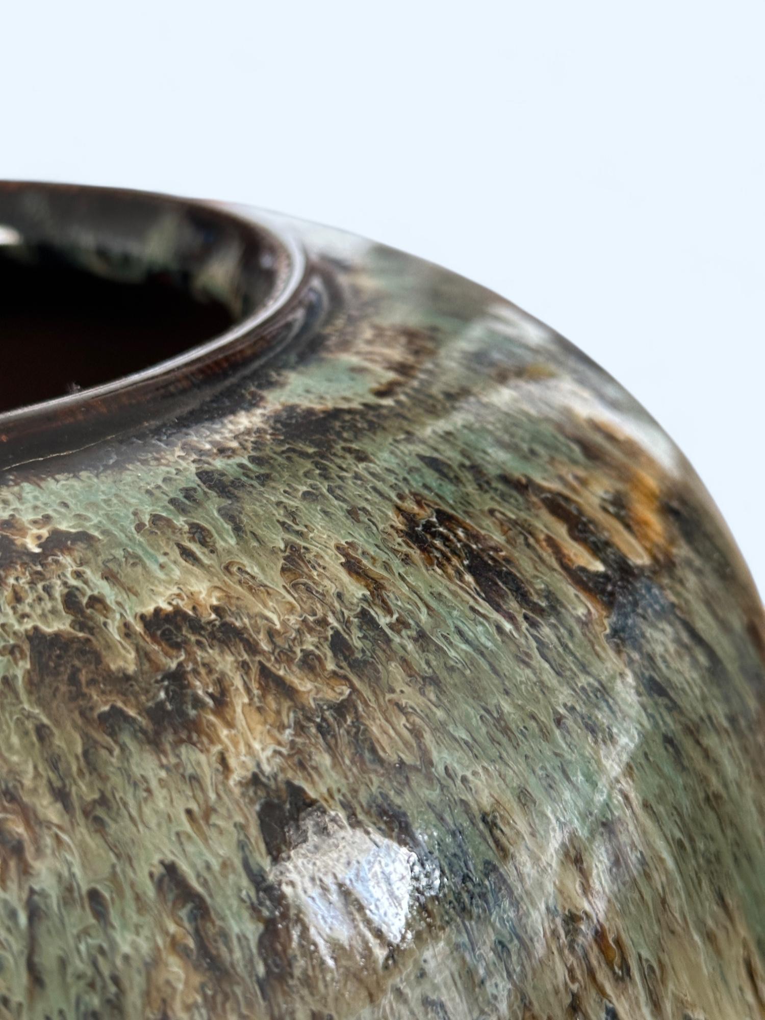 Céramique Grand vase japonais en céramique émaillée signé 