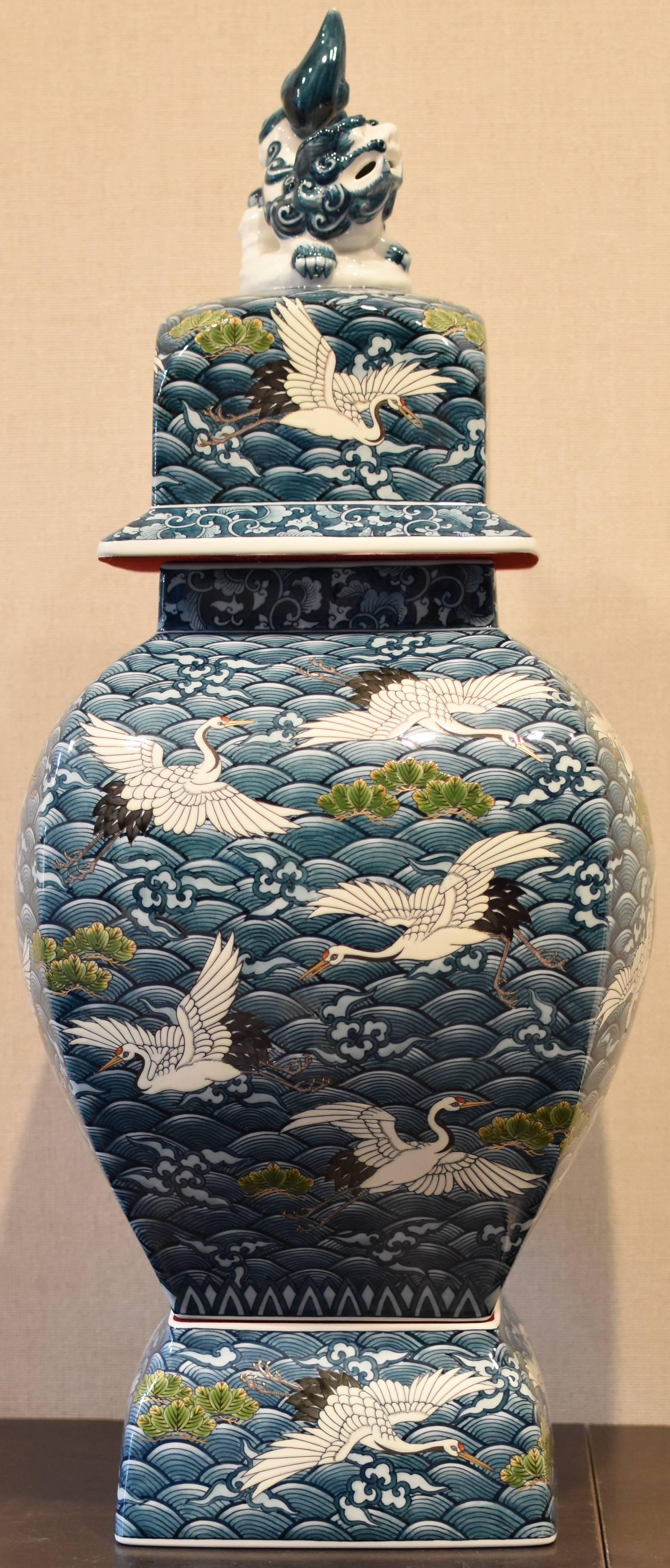 Hand-Painted Japanese Porcelain Vase by Fujii Katsuma 8