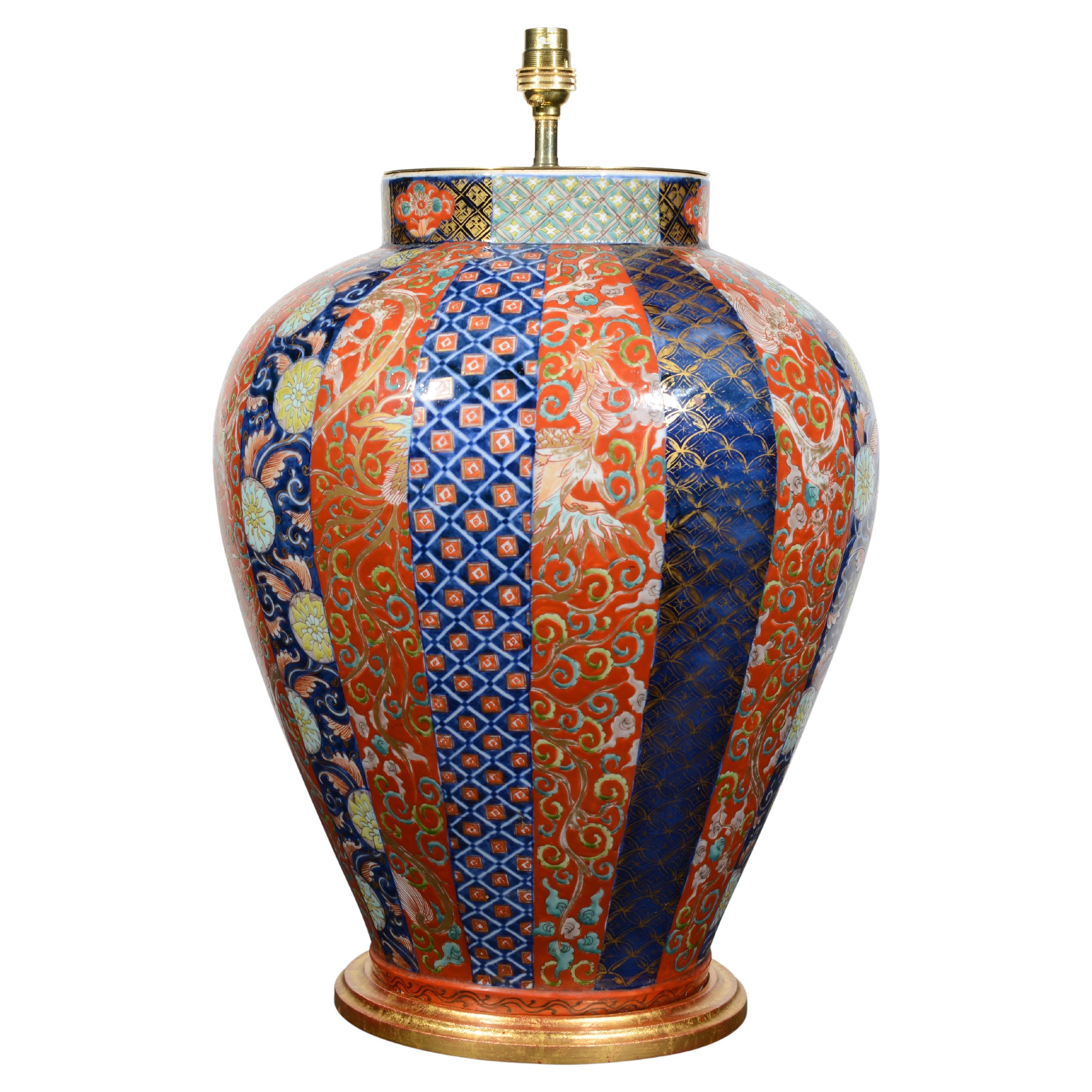 Grande lampe de table japonaise Imari du XIXe siècle