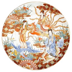 Gran cargador japonés Imari, siglo XIX. 56 cm de diámetro.
