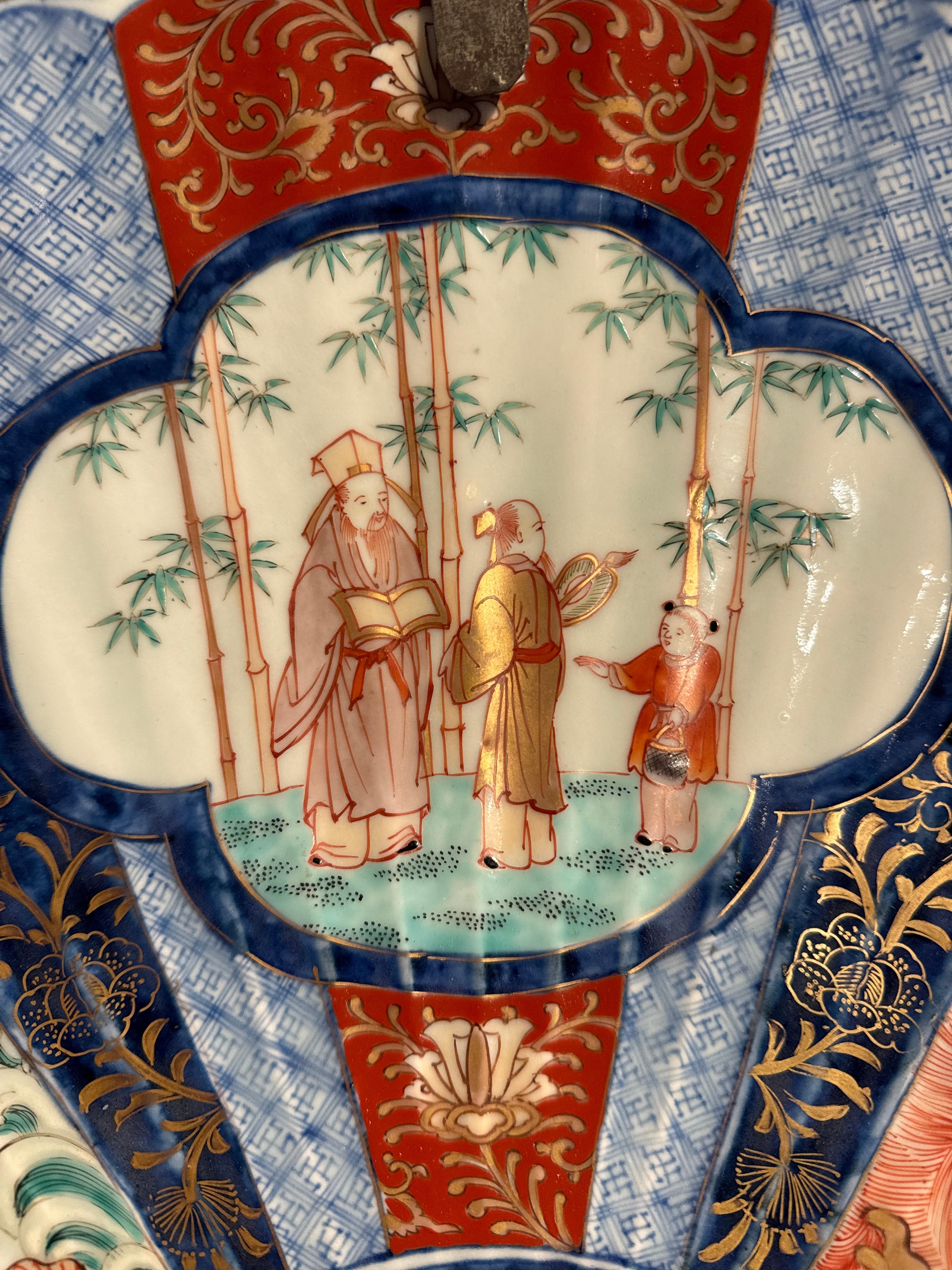 Großer japanischer Imari-Töpfer mit geriffelter Platte, Edo/Meiji-Periode, Mitte des 19. Jahrhunderts, Japan (Porzellan) im Angebot