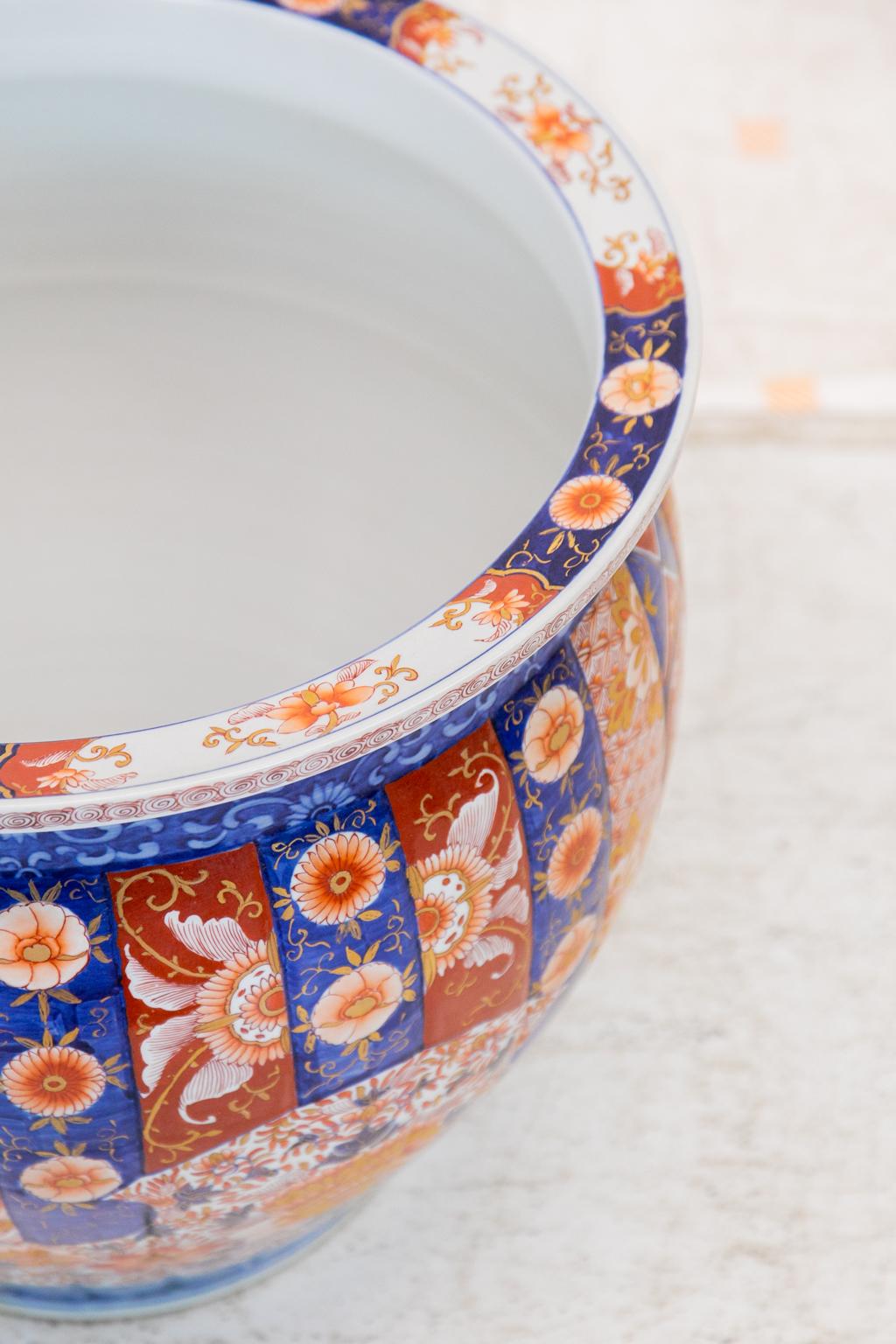 Late 19th Century Large Japanese Imari Jardinière
