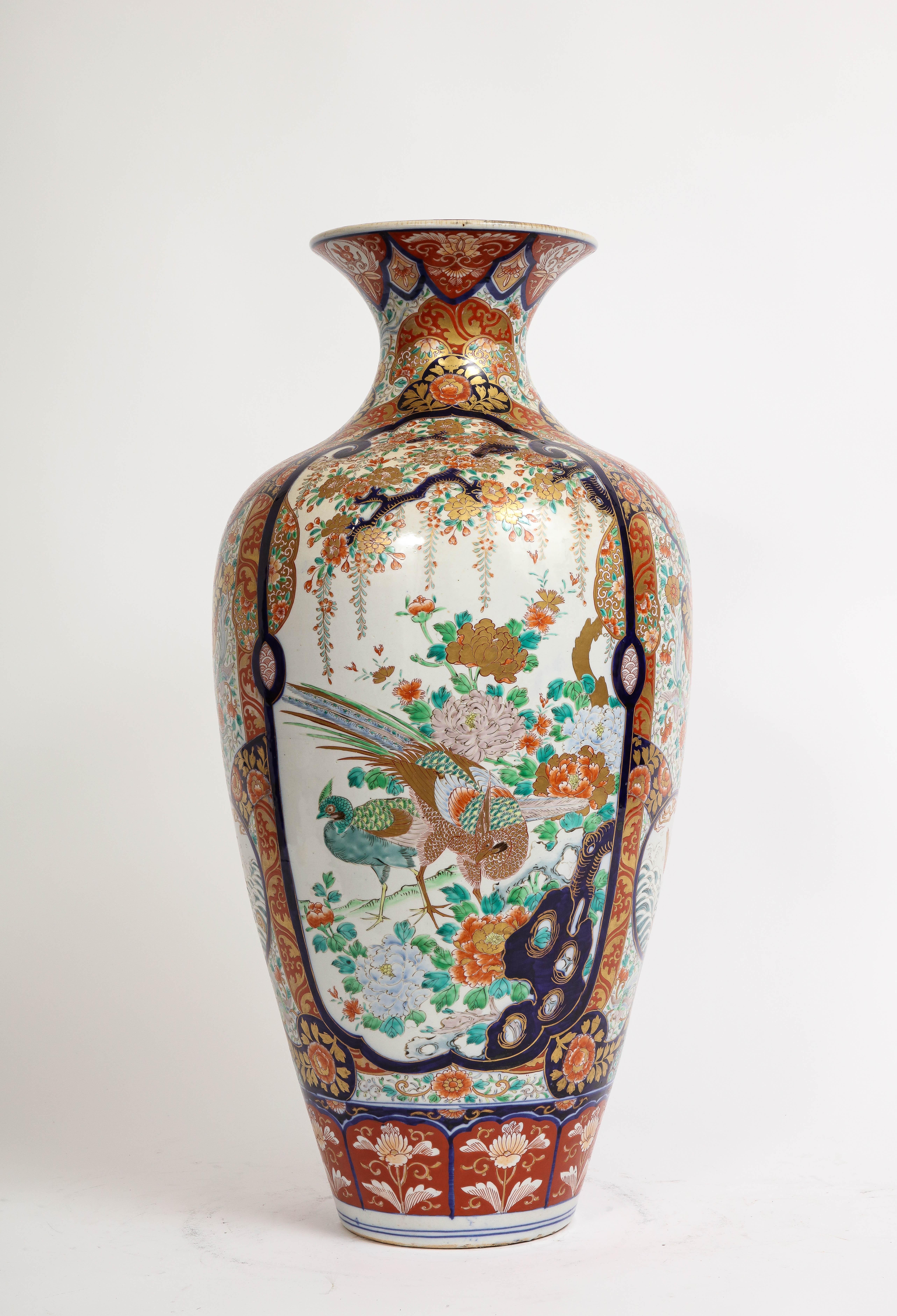 Hand-Crafted Large Japanese Imari Porcelain Vase,  Meiji Period Circa 1880 For Sale