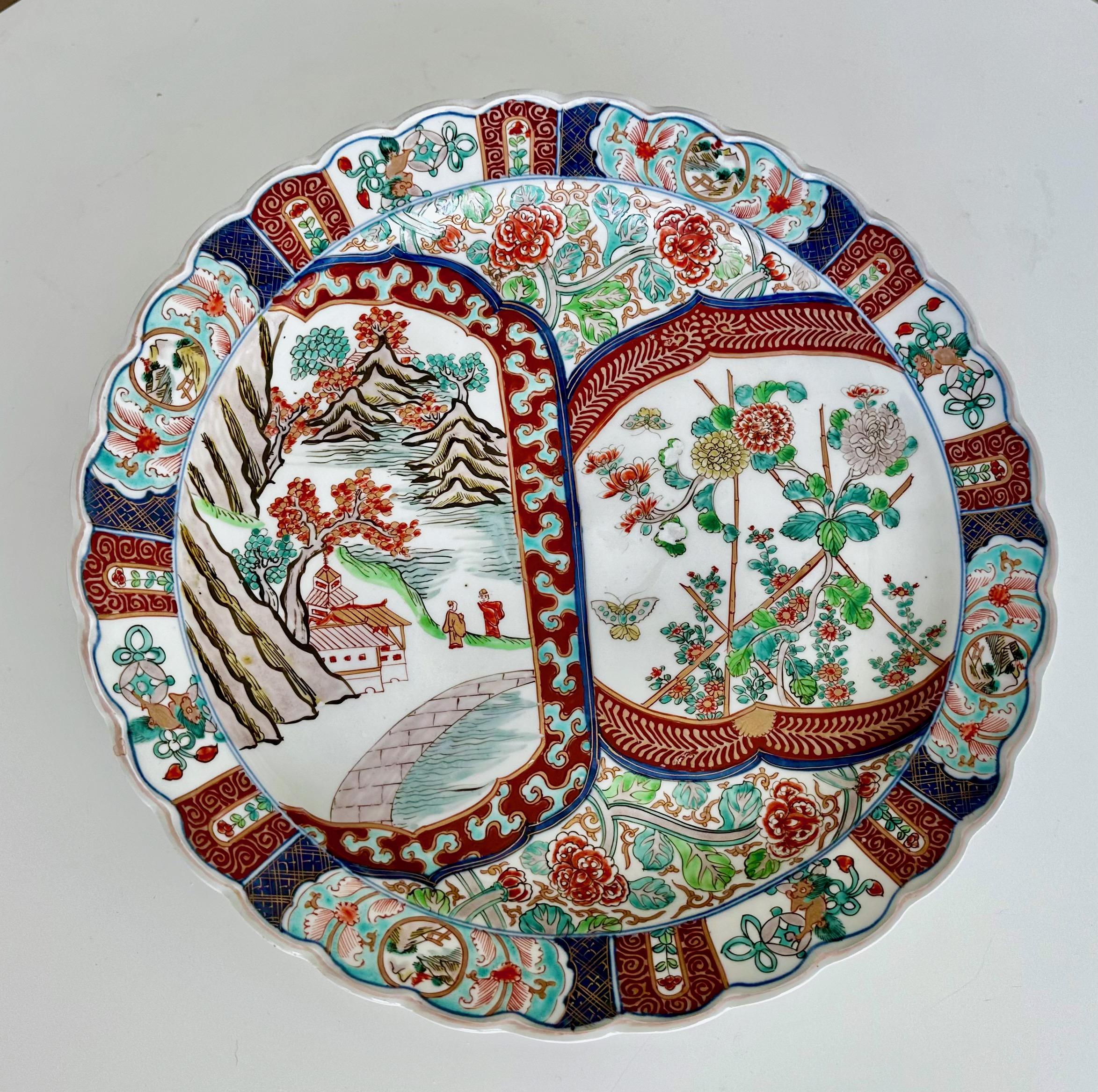 Large Japanese Imari Scallop Edge Porcelain Charger For Sale 13